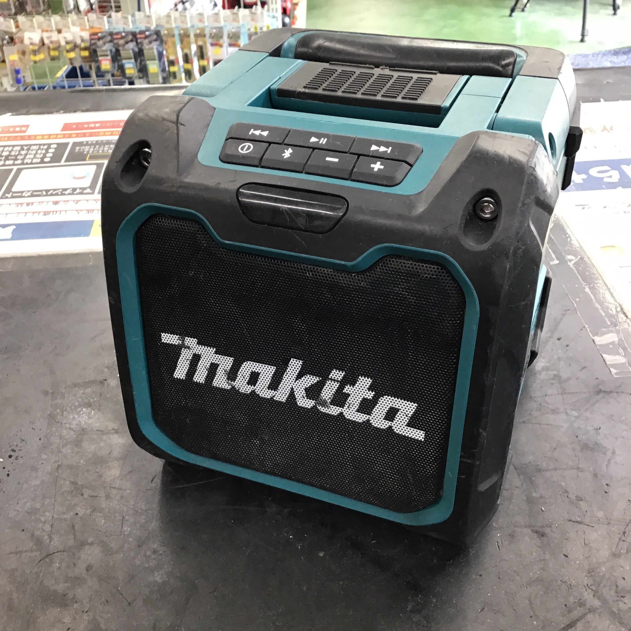 マキタ　MR200 Bluetooth スピーカー