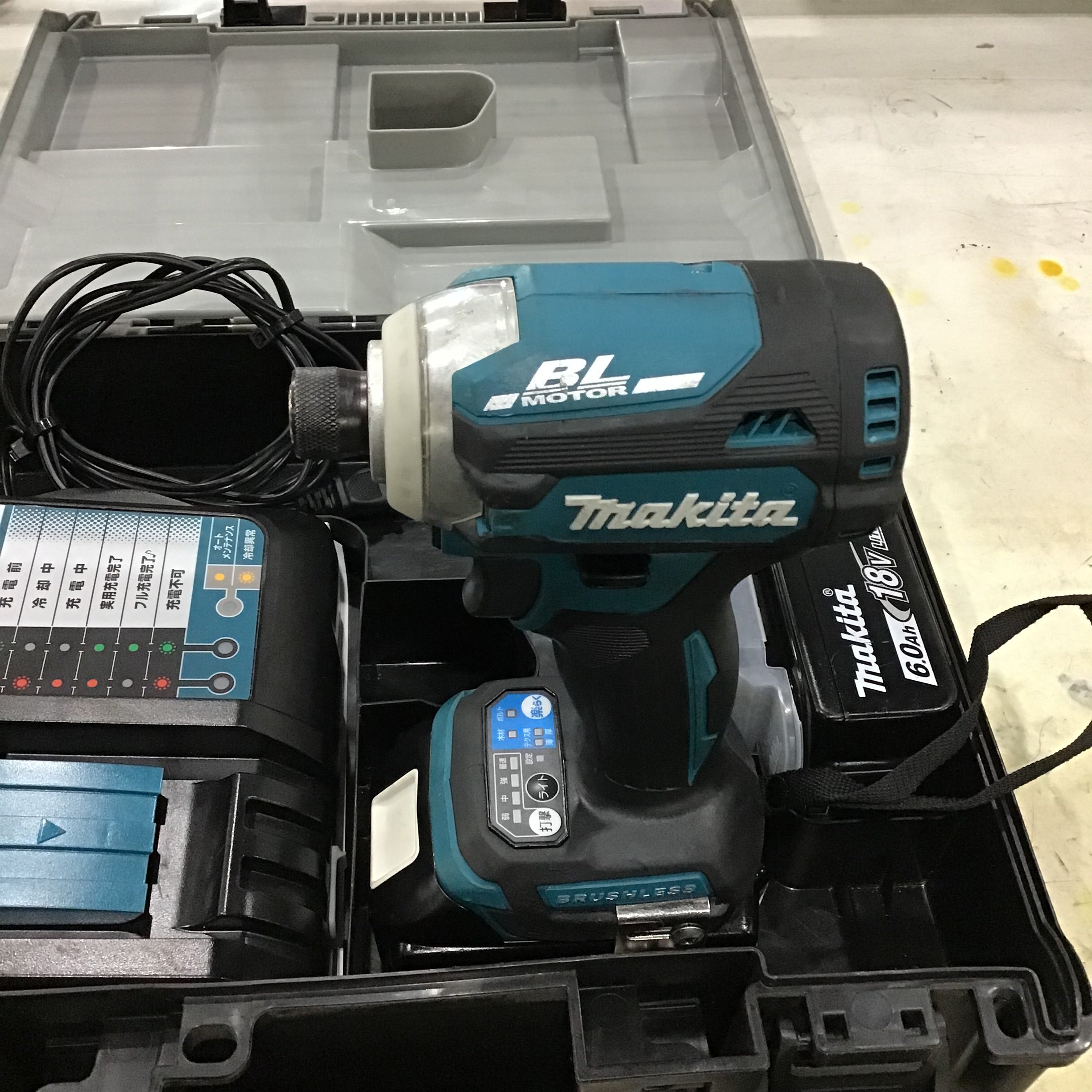 ☆マキタ(makita) コードレスインパクトドライバー TD171DRGX【川口店