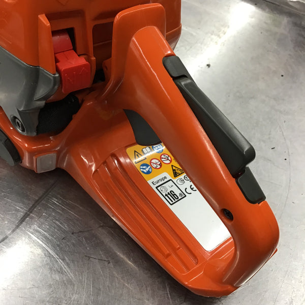 【店頭受取り限定】ハスクバーナ チェンソー エンジンチェンソー 550XP プロ向けチェンソー【所沢店】