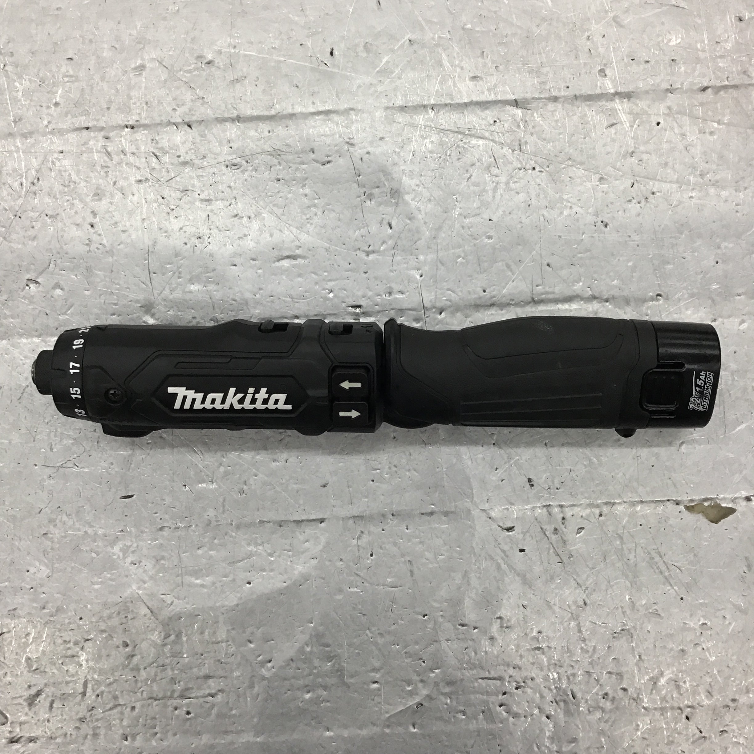 ★マキタ(makita) コードレスペンドリルドライバー DF012DZB【所沢店】