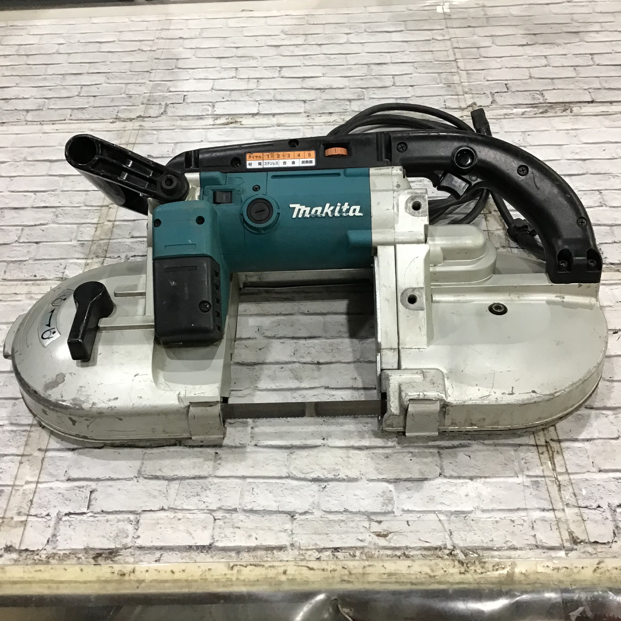 010■未使用品■マキタ makita ポータブルバンドソー 2107F