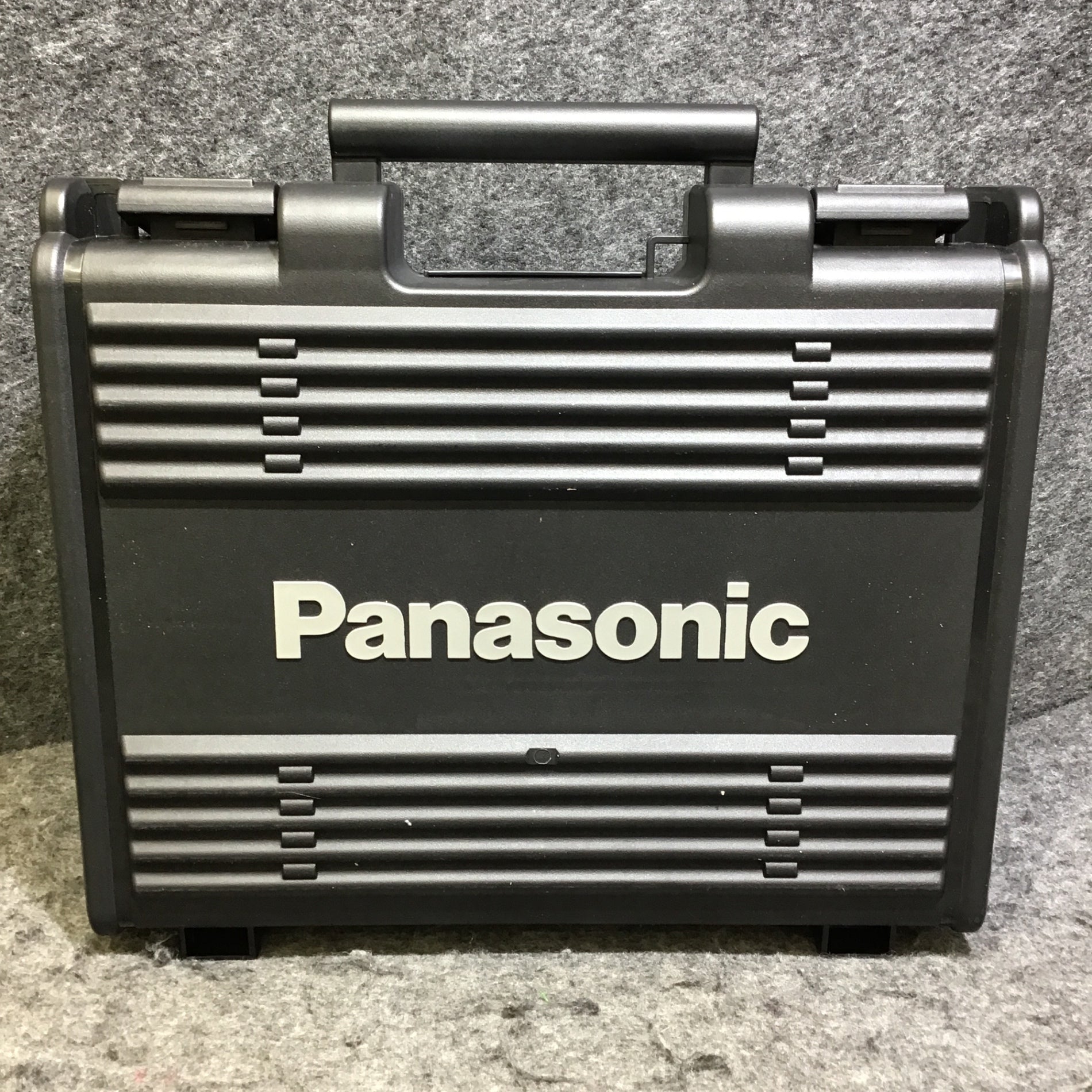 ☆パナソニック(Panasonic) コードレスマルチツール EZ1G31H10D-B 