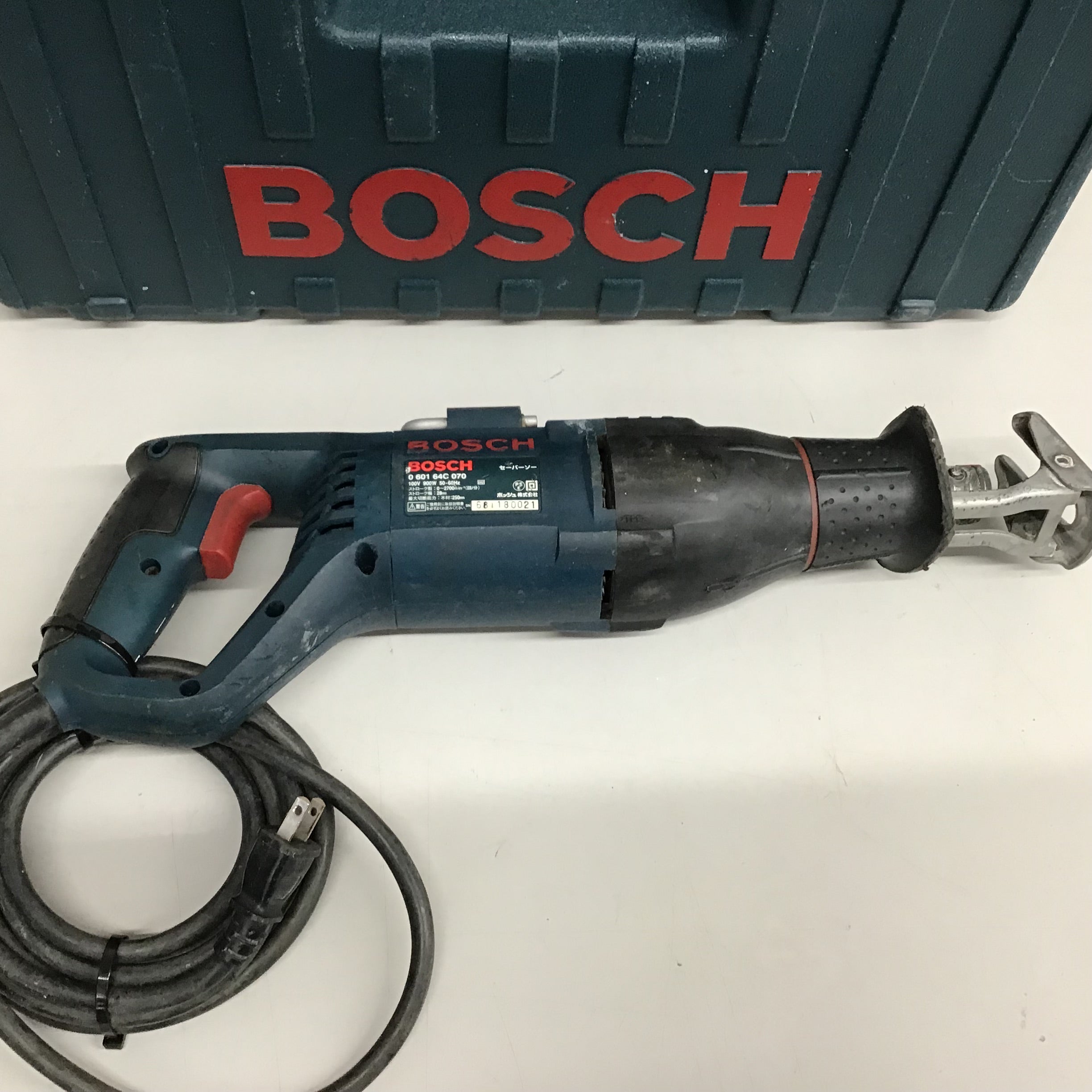 〇ボッシュ(BOSCH) セーバーソー GSA900【戸田店】