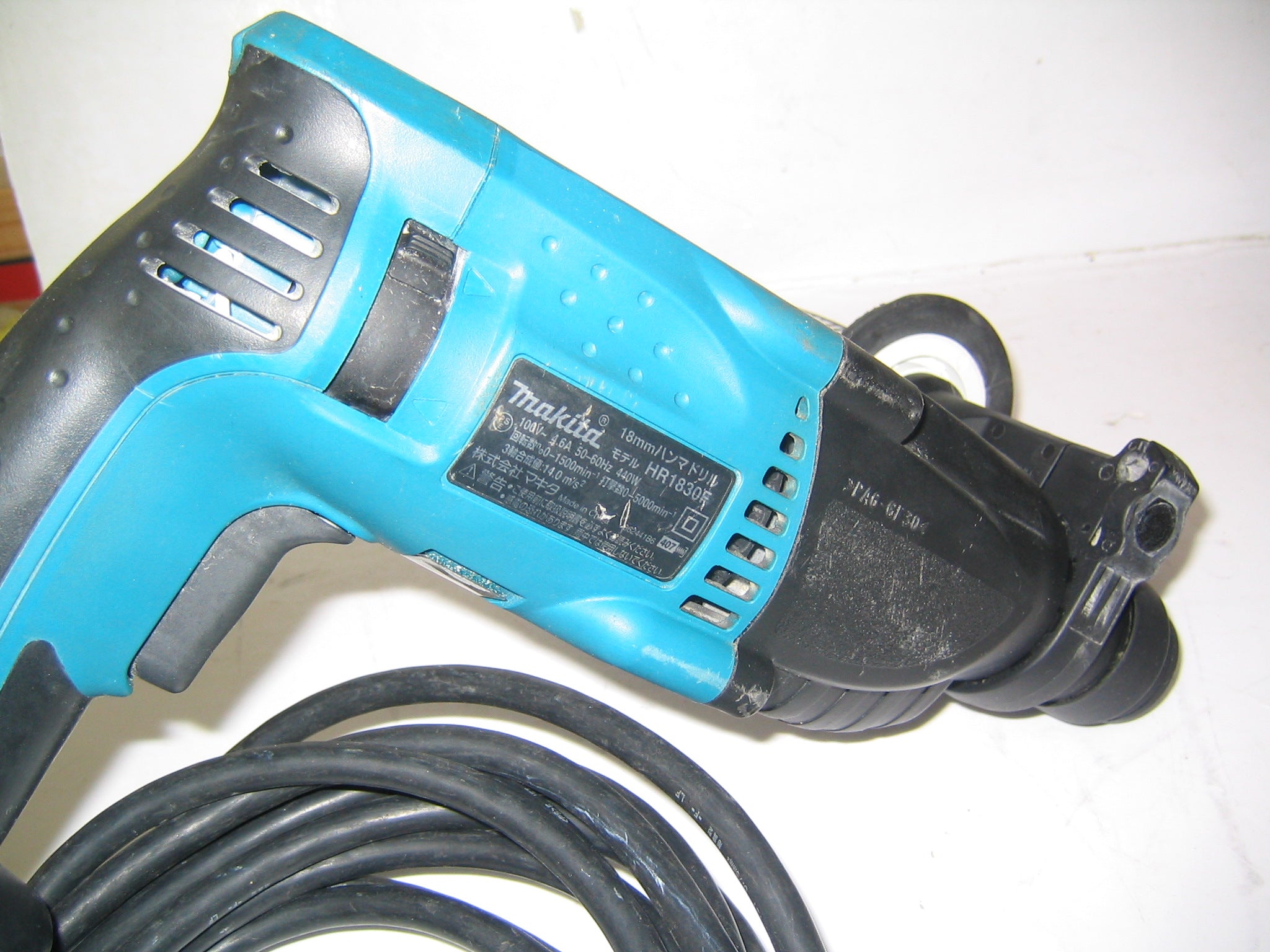 ☆マキタ(makita) ハンマドリル HR1830F【町田店】 – アクトツール ...