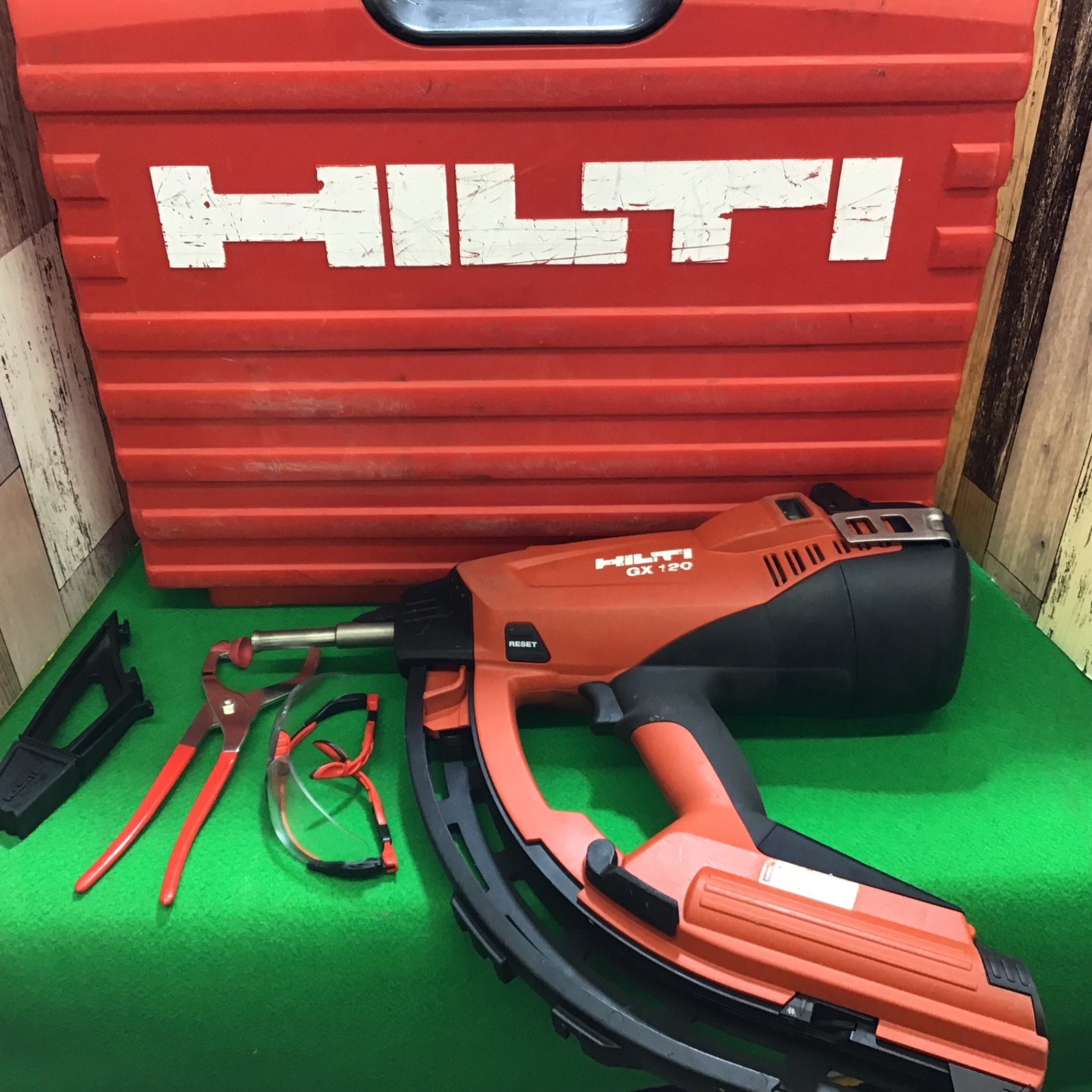 HILTI/ヒルティ ハンマドリル TE14○100V - 工具、DIY用品