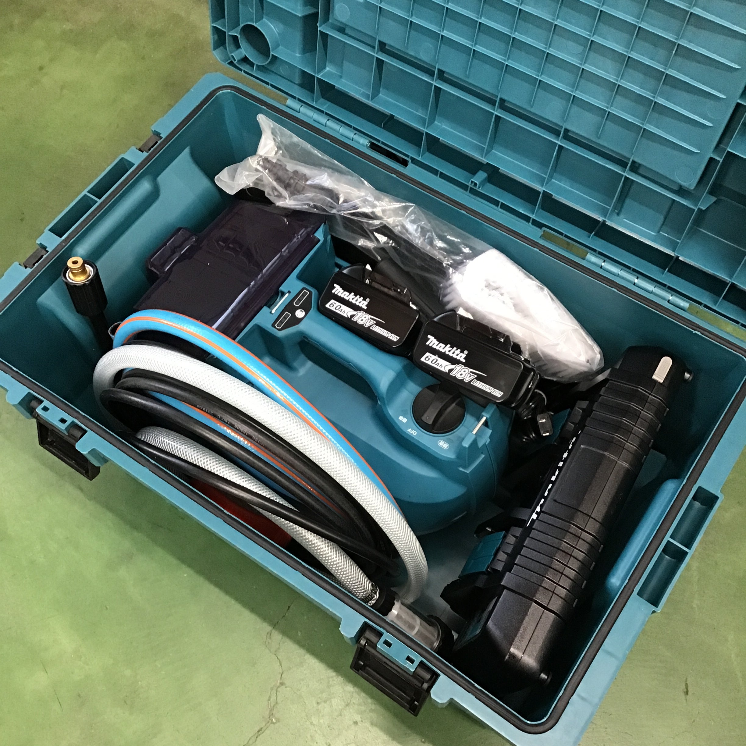 【中古】★マキタ(makita) コードレス高圧洗浄機 MHW080DPG2【桶川店】