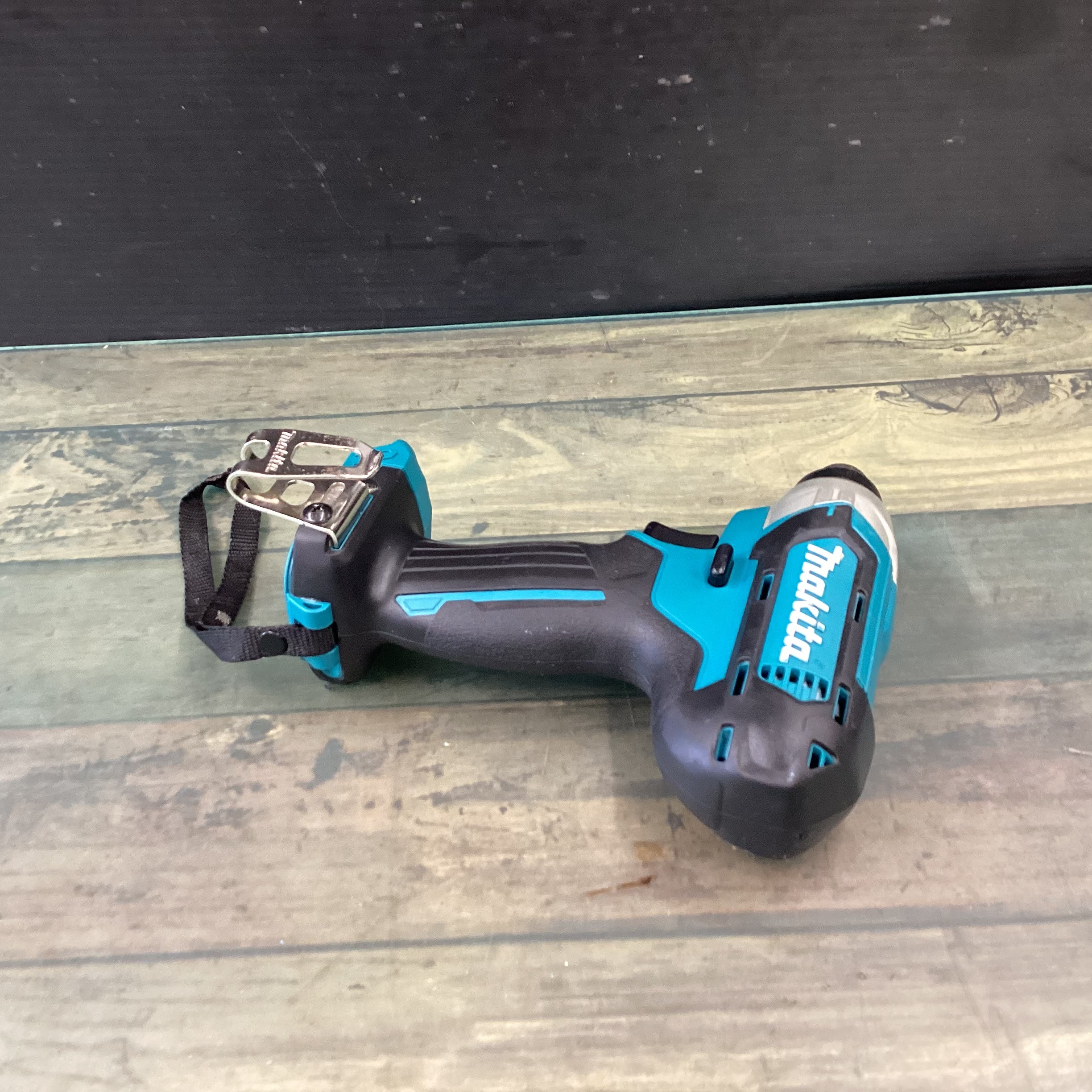 ☆マキタ(makita) コードレスインパクトドライバー TD110DSHX 【東大和