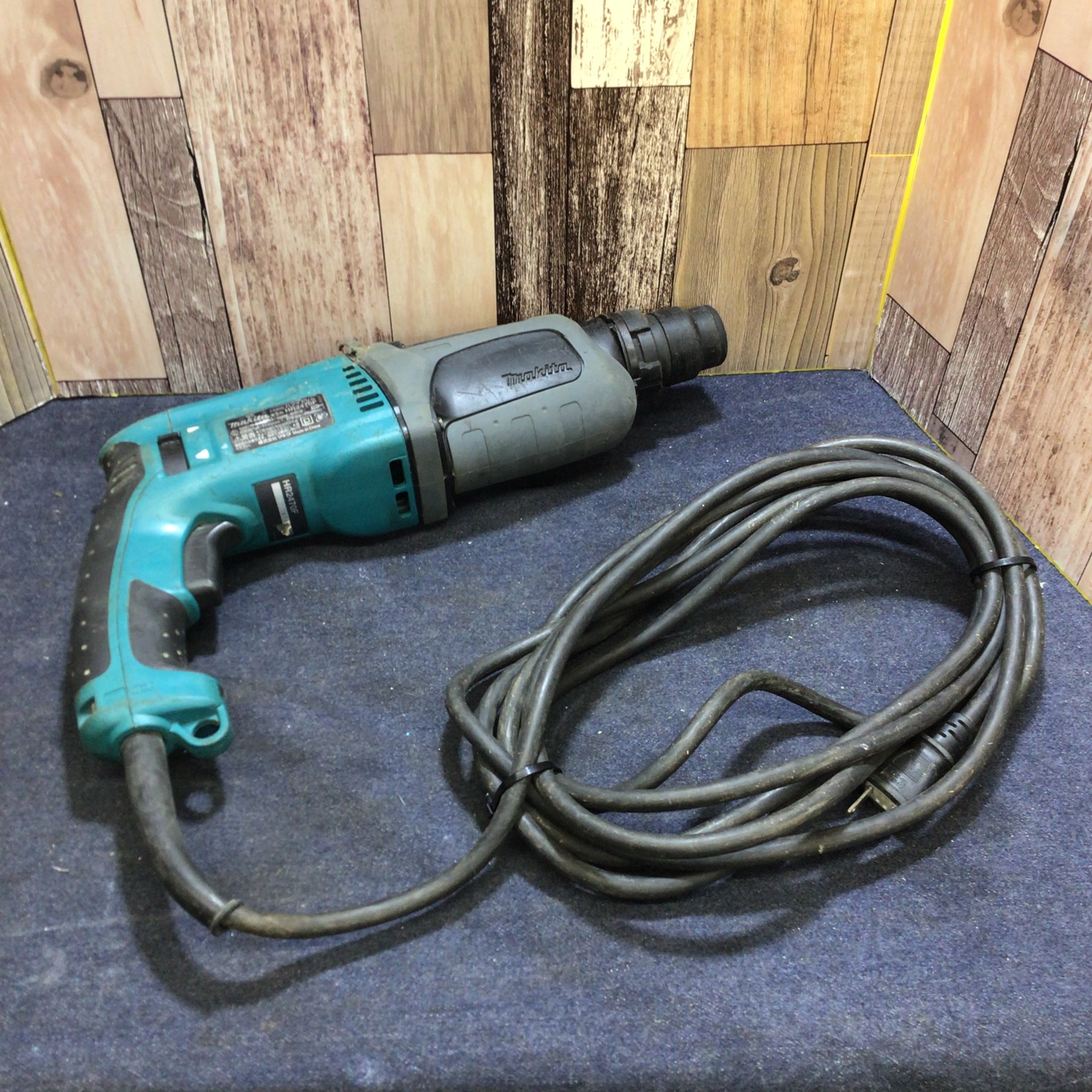 ☆マキタ(makita) ハンマドリル HR2470F ハンドル無し【八潮店