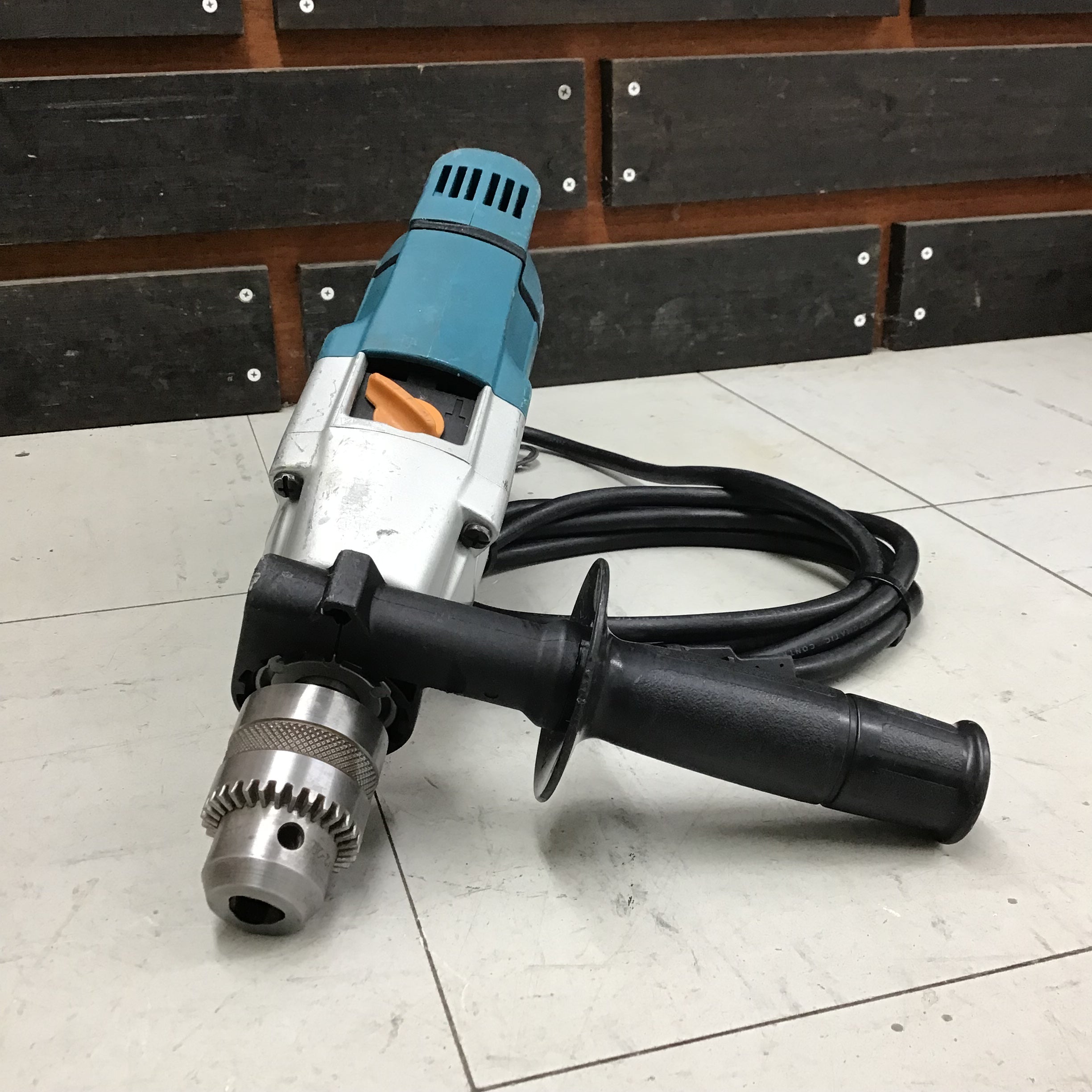 マキタ Makita 振動ドリル HP2032-