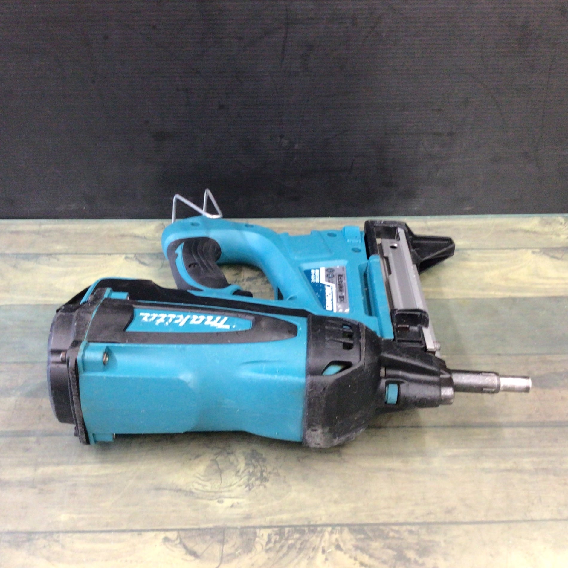 マキタ(makita) コードレスコンクリート用ガスピン打ち機 GN420C