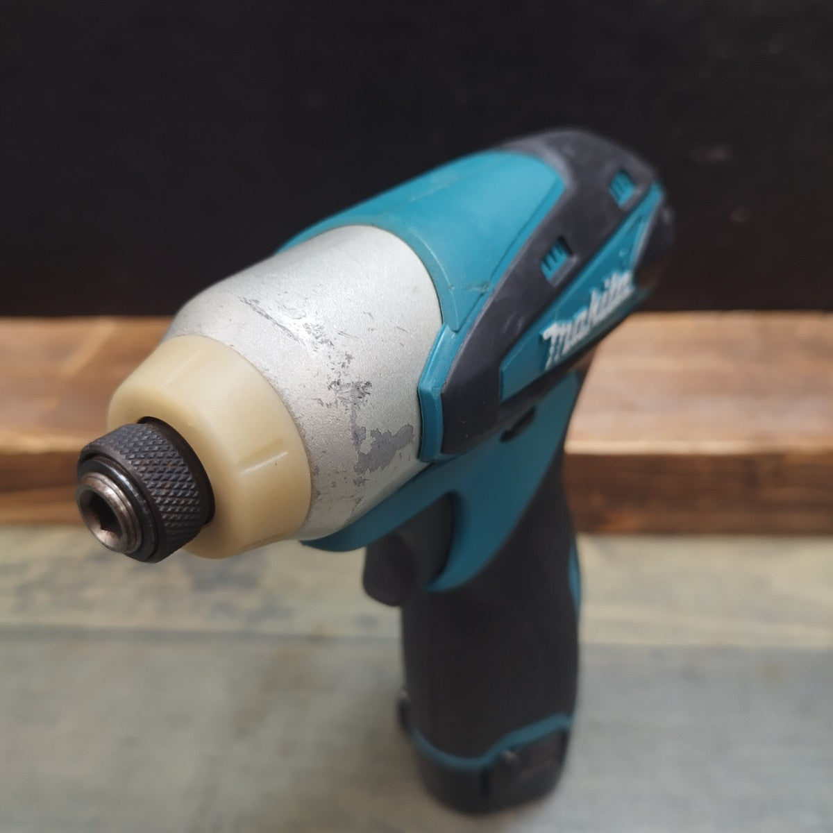 マキタ makita 10.8V コードレス インパクトドライバー TD090DWX