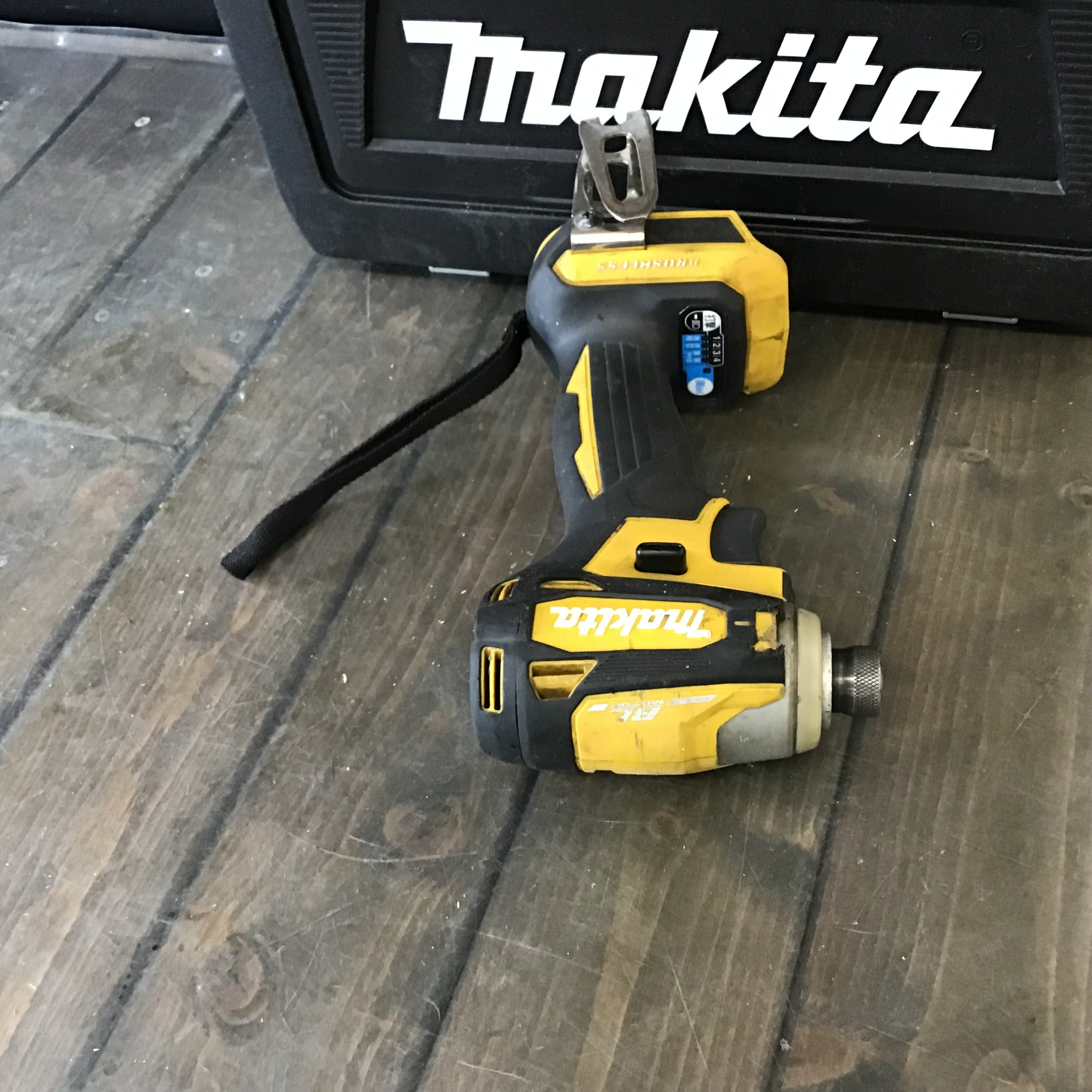 ☆マキタ(makita) コードレスインパクトドライバー TD172DGXFY【戸田店