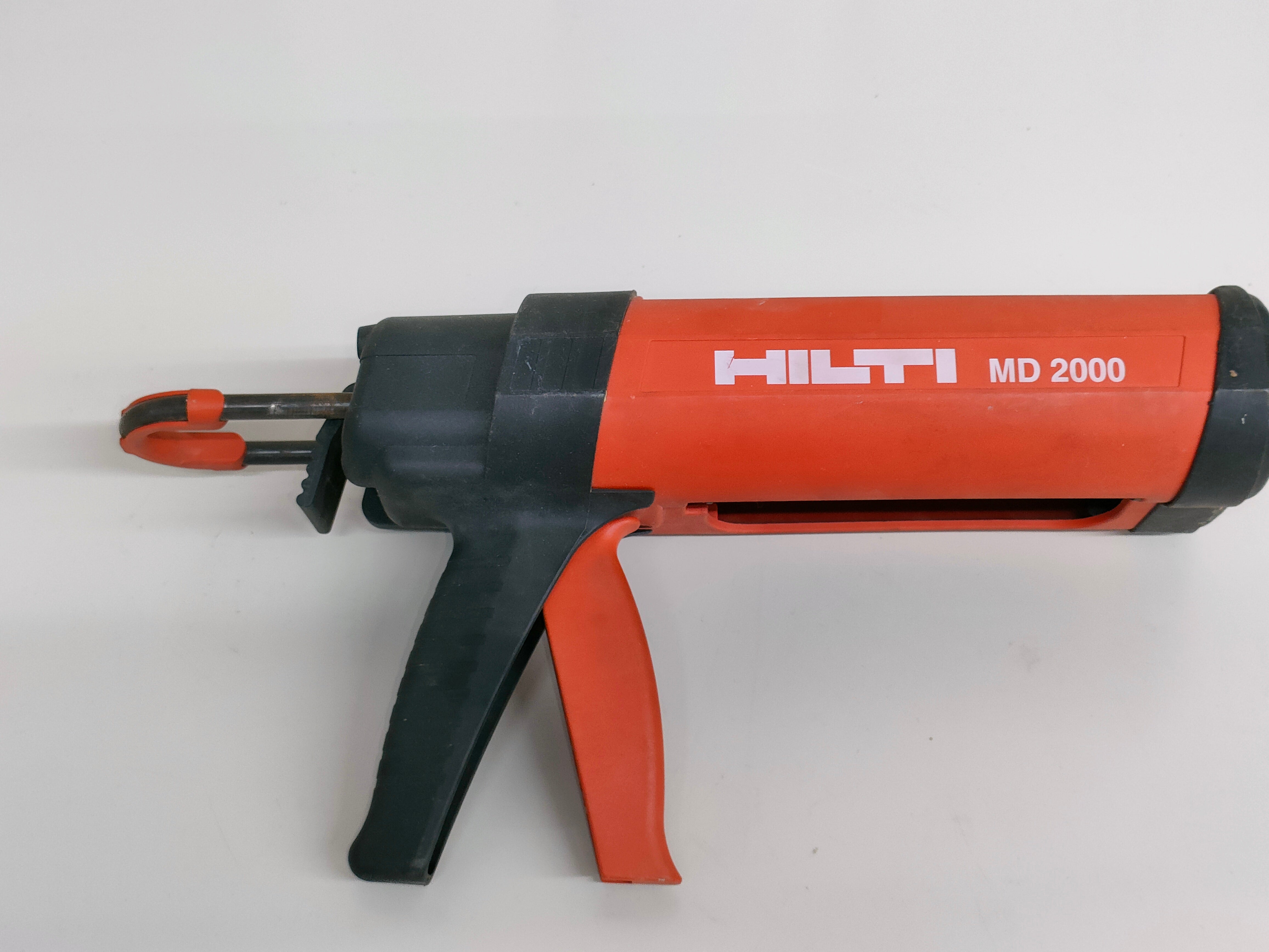 HILTI ディスペンサー MD 2000