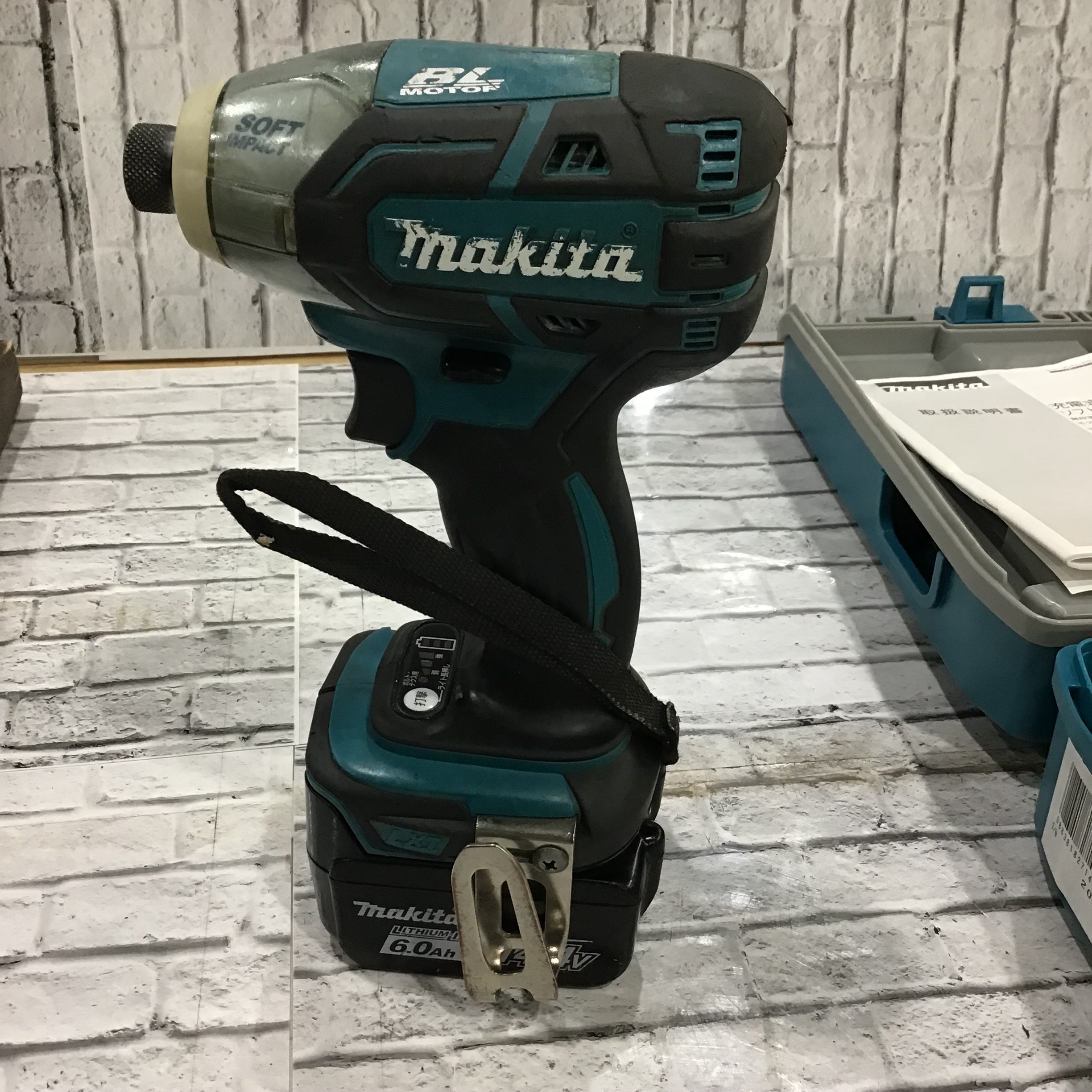 ☆マキタ(makita) コードレスソフトインパクトドライバー TS131DRGX