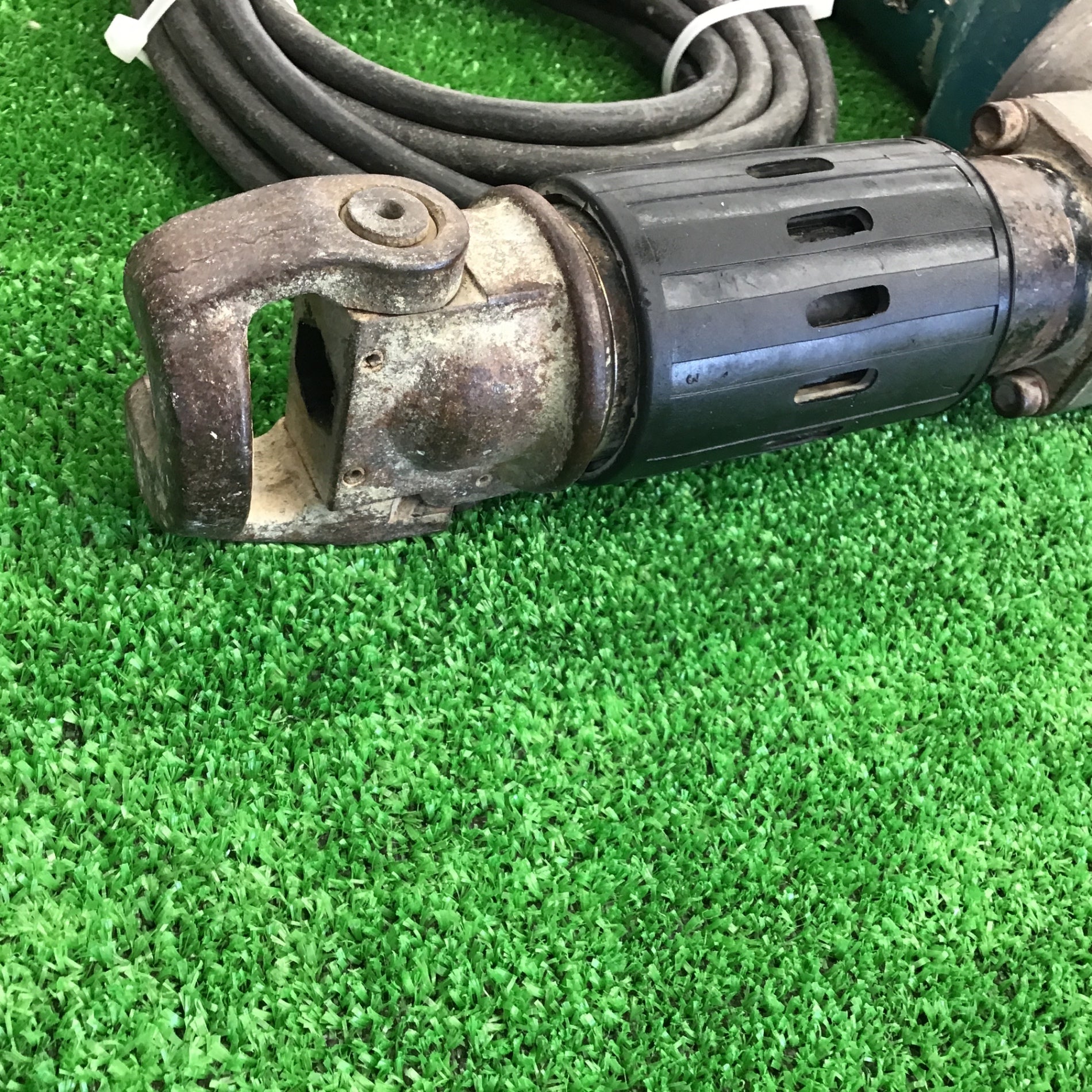 ☆マキタ(makita) 電動ハンマ HM0810【桶川店】 – アクトツール