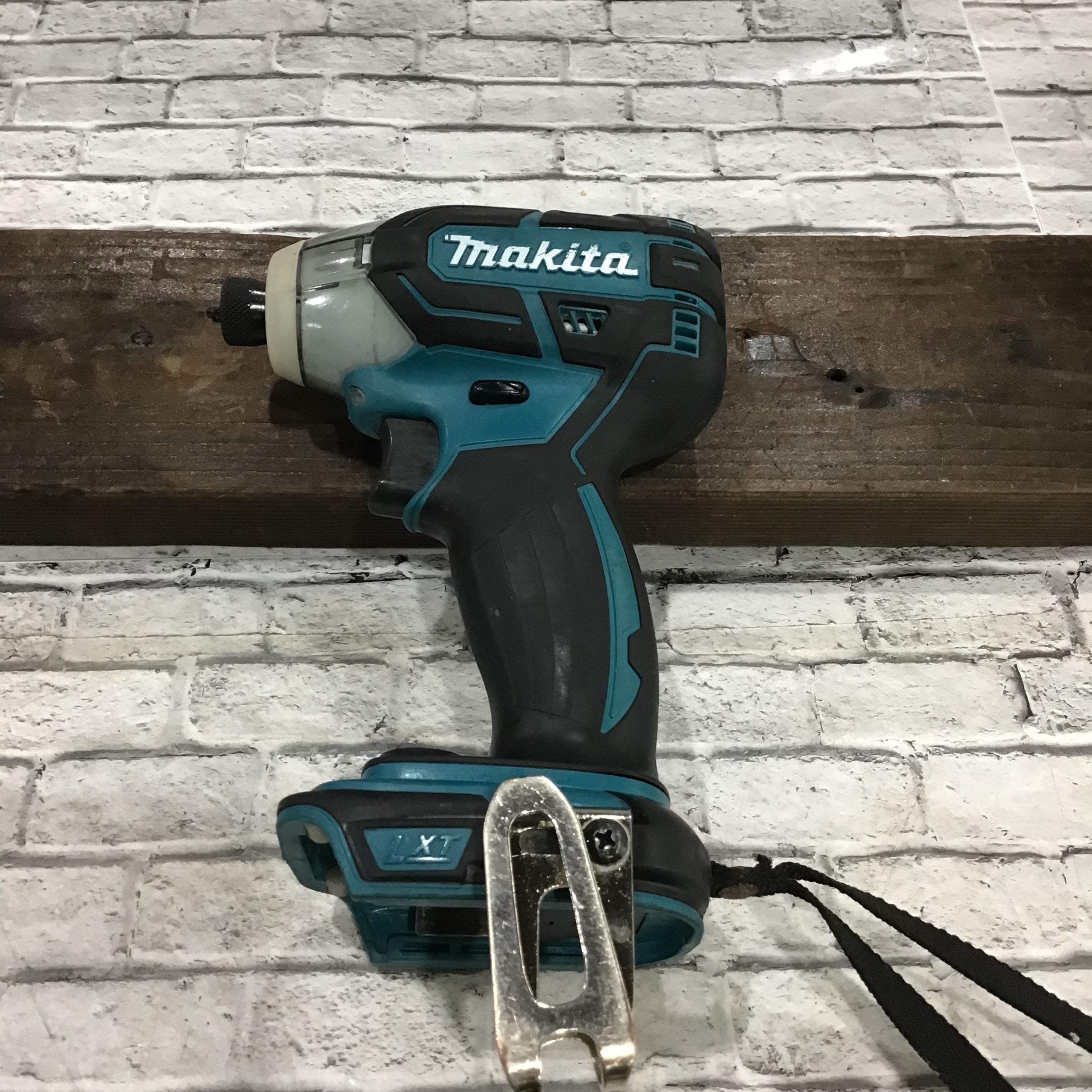 ☆マキタ(makita) コードレスソフトインパクトドライバー TS141DZ