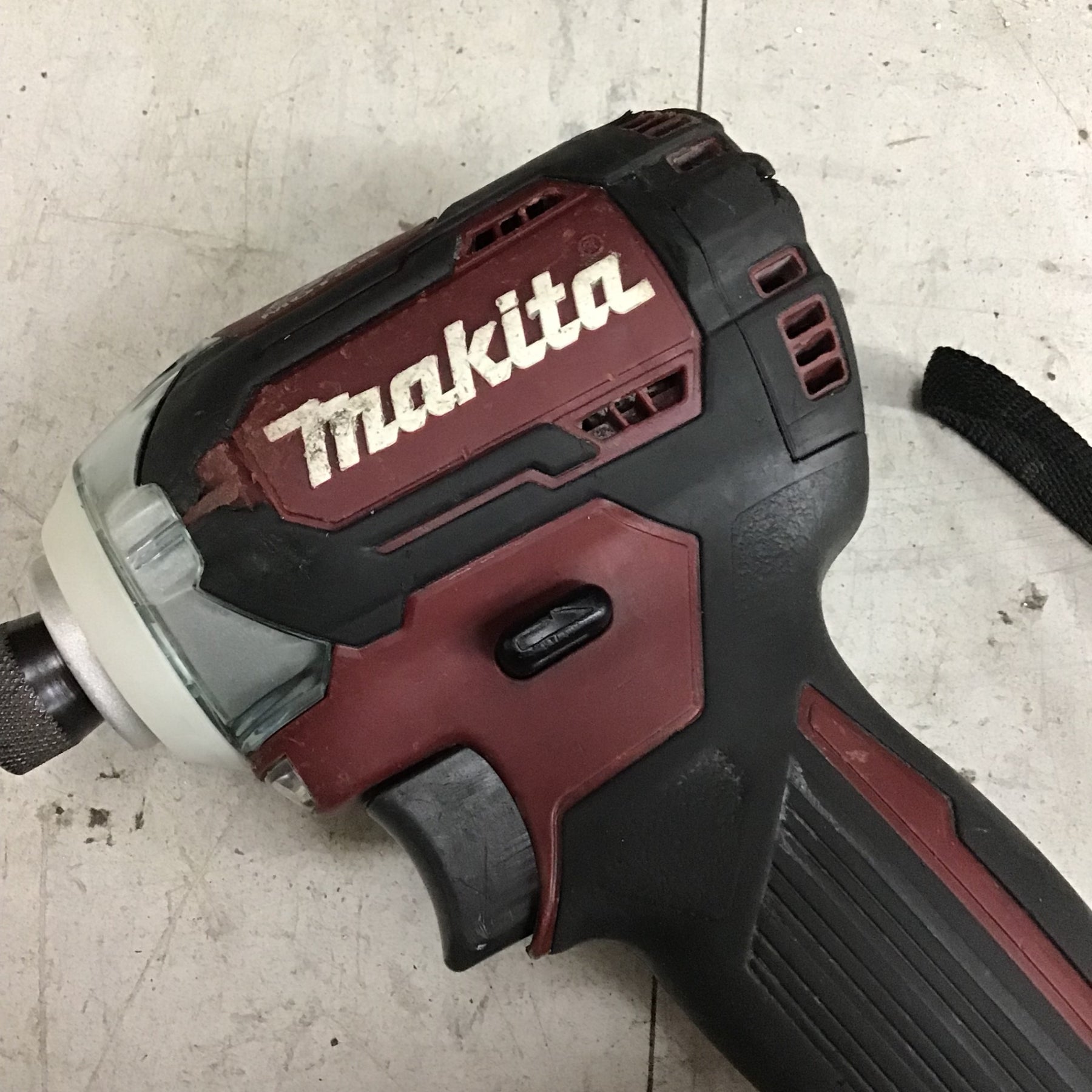 マキタ(makita) コードレスインパクトドライバー TD170DZAR(本体のみ 