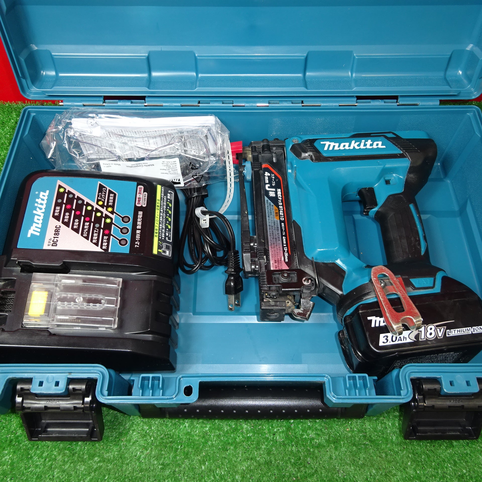 ☆マキタ(makita) コードレスタッカ ST421DRG【岩槻店】 – アクト