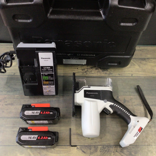 〇Panasonic(パナソニック) 充電角穴カッター14.4V EZ4543LS2S-B 【東大和店】
