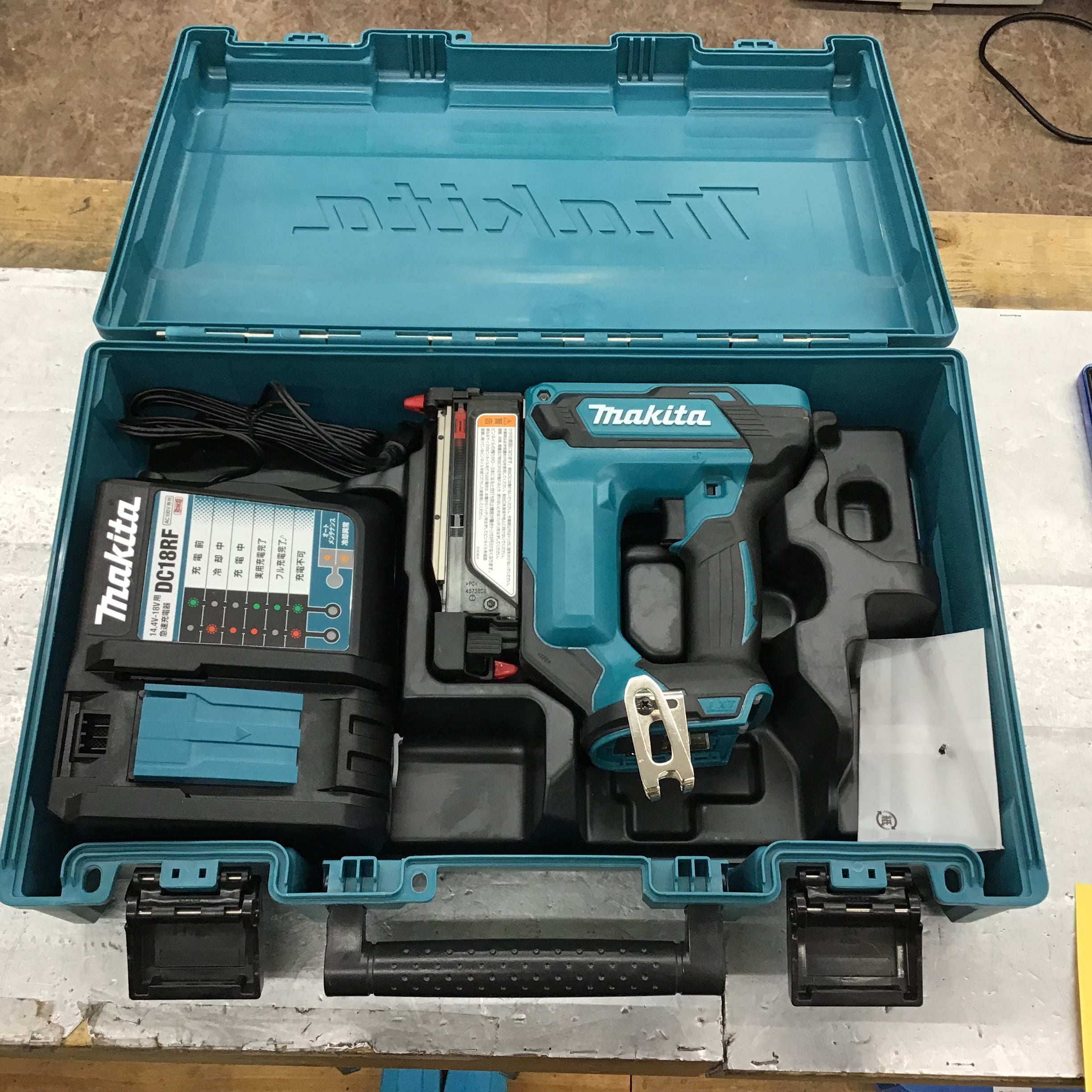 ☆マキタ(makita) コードレスピンネイラ PT353DZK【所沢店】 | アクト