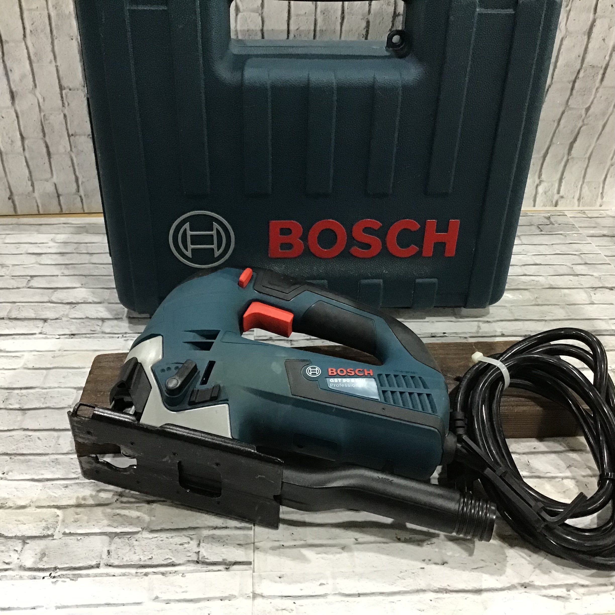 〇BOSCH(ボッシュ) ジグソー GST90BE/N【川口店】 – アクトツール
