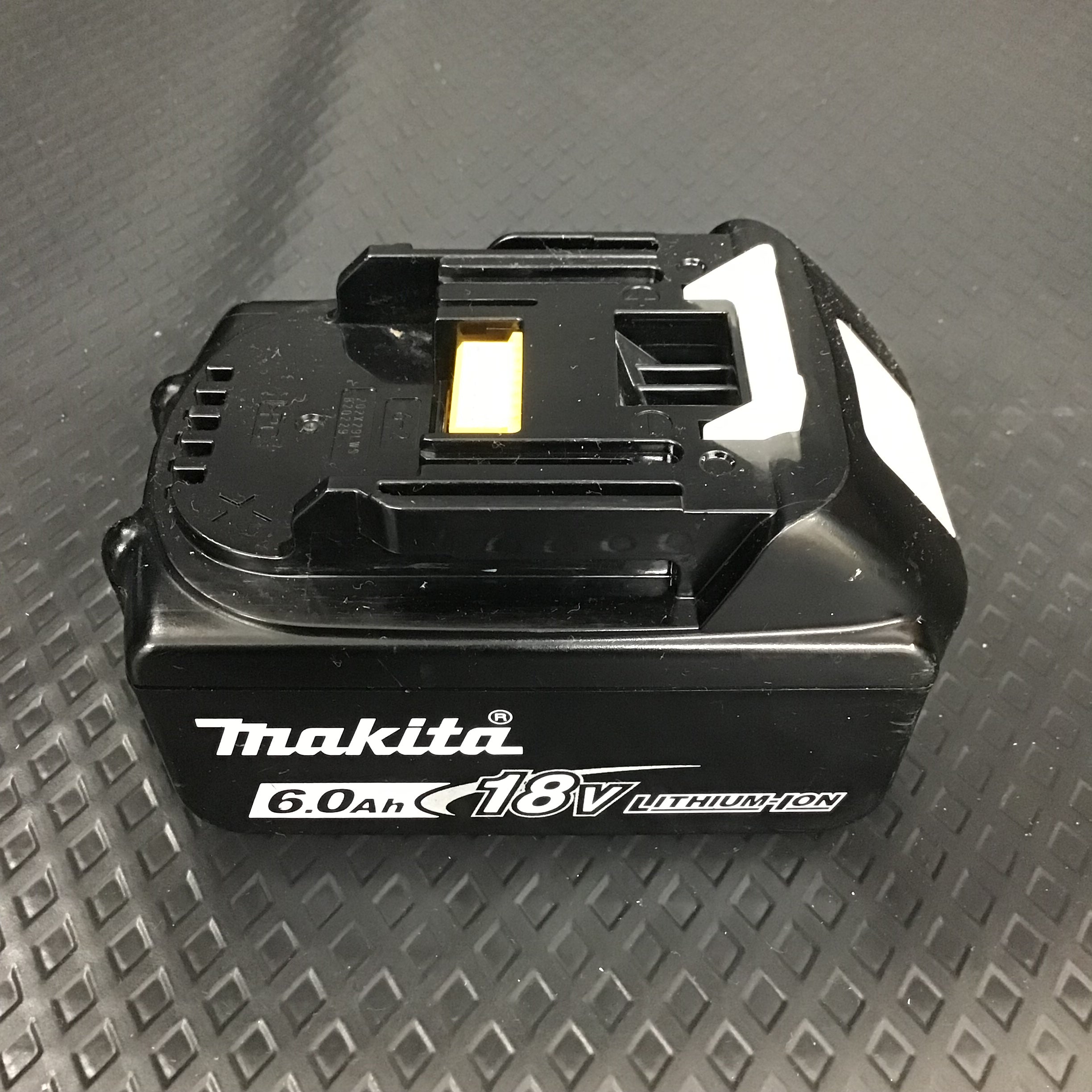 ☆マキタ(makita) リチウムイオンバッテリー 18V/6.0Ah BL1860B【鴻巣