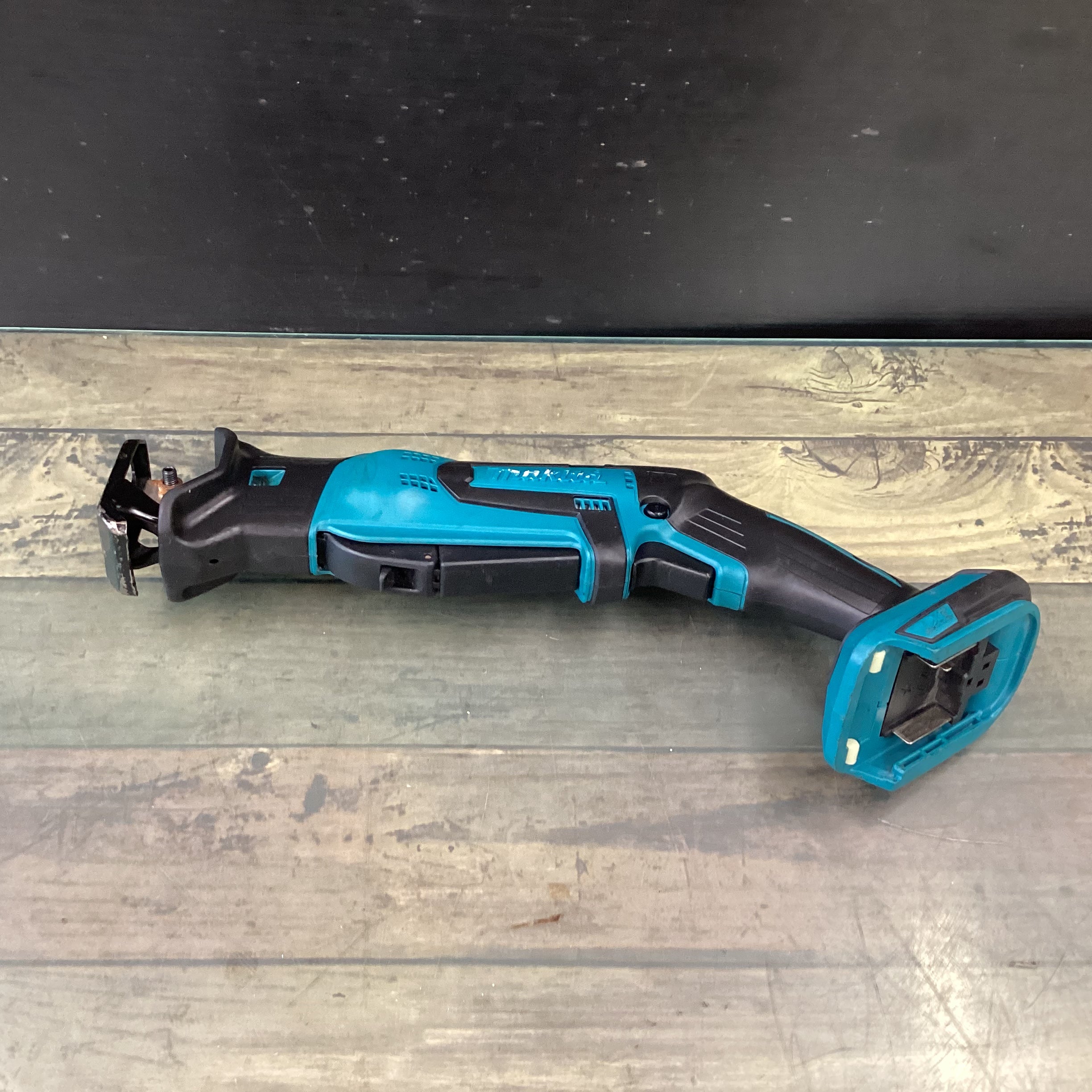 ☆マキタ(makita) コードレスレシプロソー JR144DZ 【東大和店