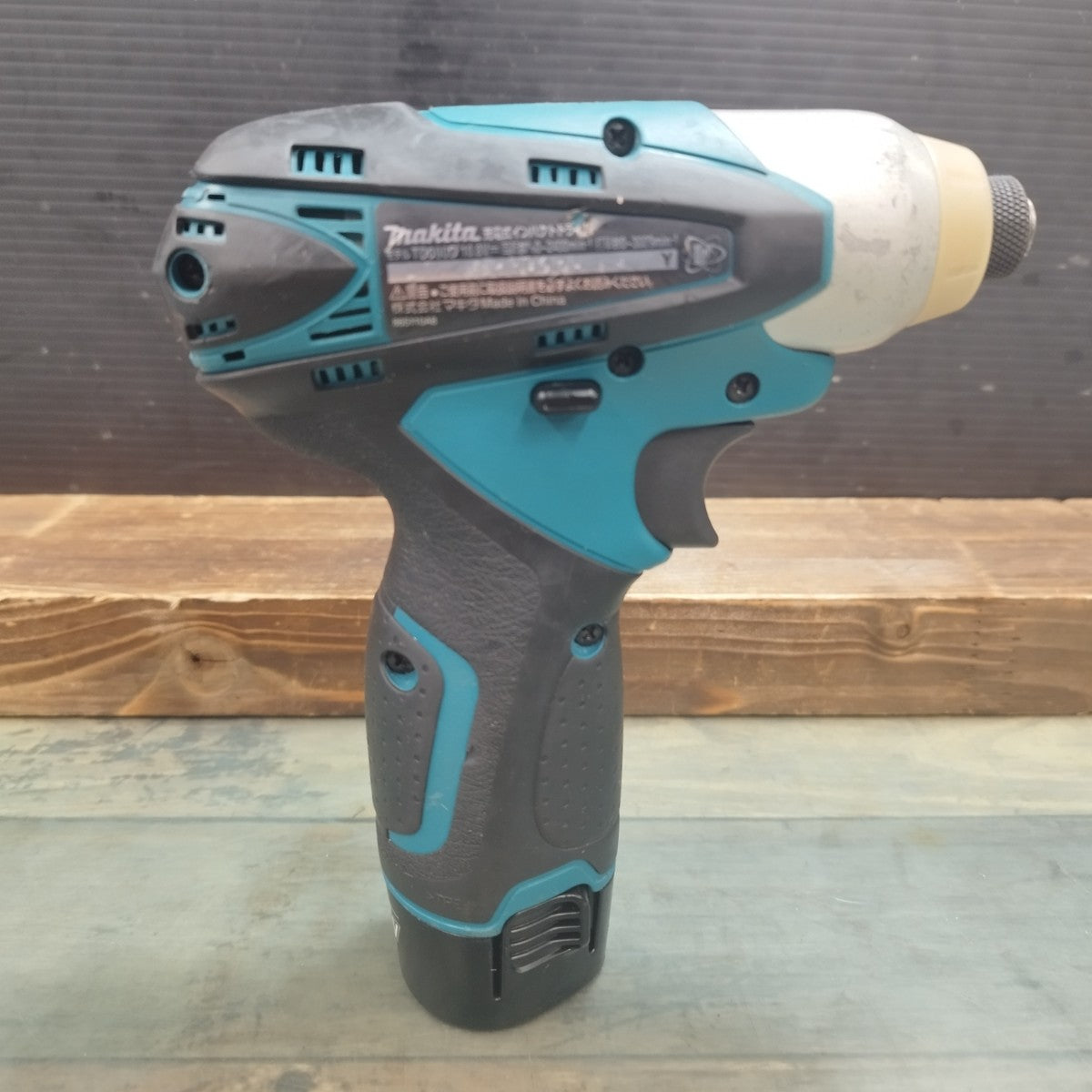 マキタ makita 10.8V コードレス インパクトドライバー TD090DWX