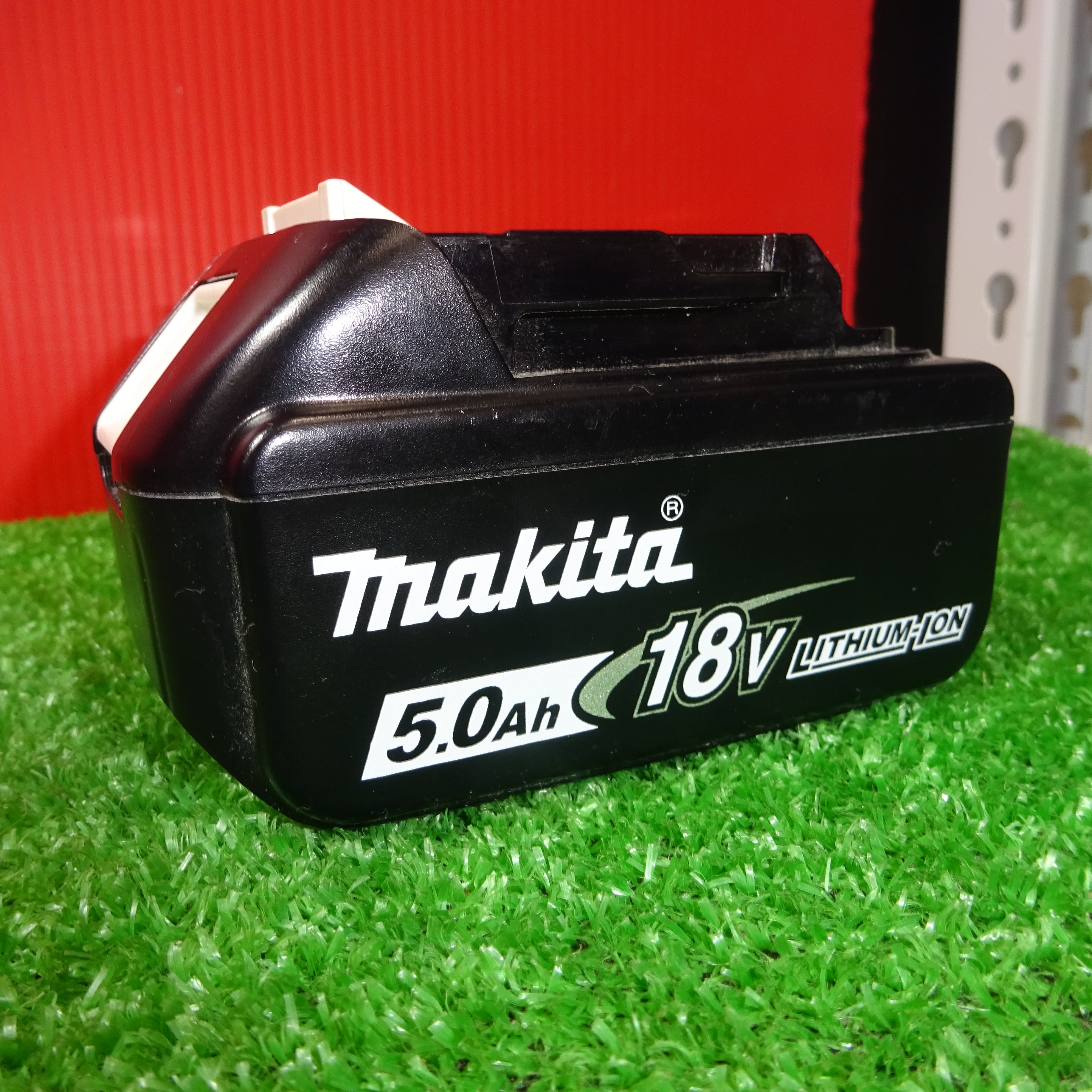 ☆マキタ(makita) コードレスボードカッタ SD180DZ バッテリー１個付き