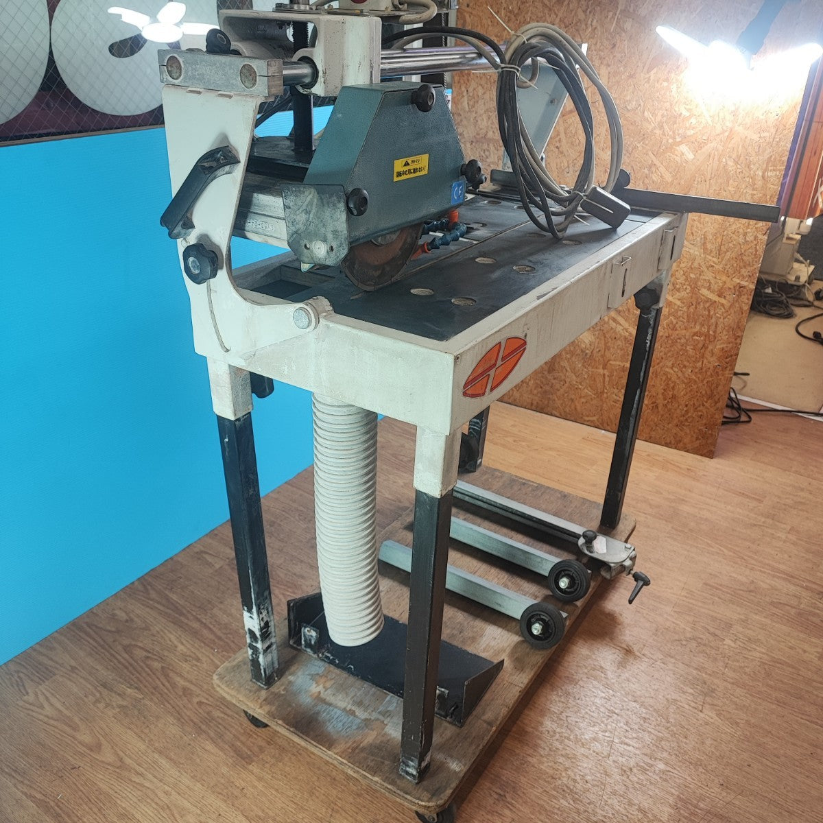 ☆ 中古品 メイハン MEIHAN スライドコンクリートカッター MANTA60 イタリア製 動作問題なし☆ カッター＆ブレード | 三笠産業 | 小型建設機械 | Mikasa Sangyo Co.,Ltd.