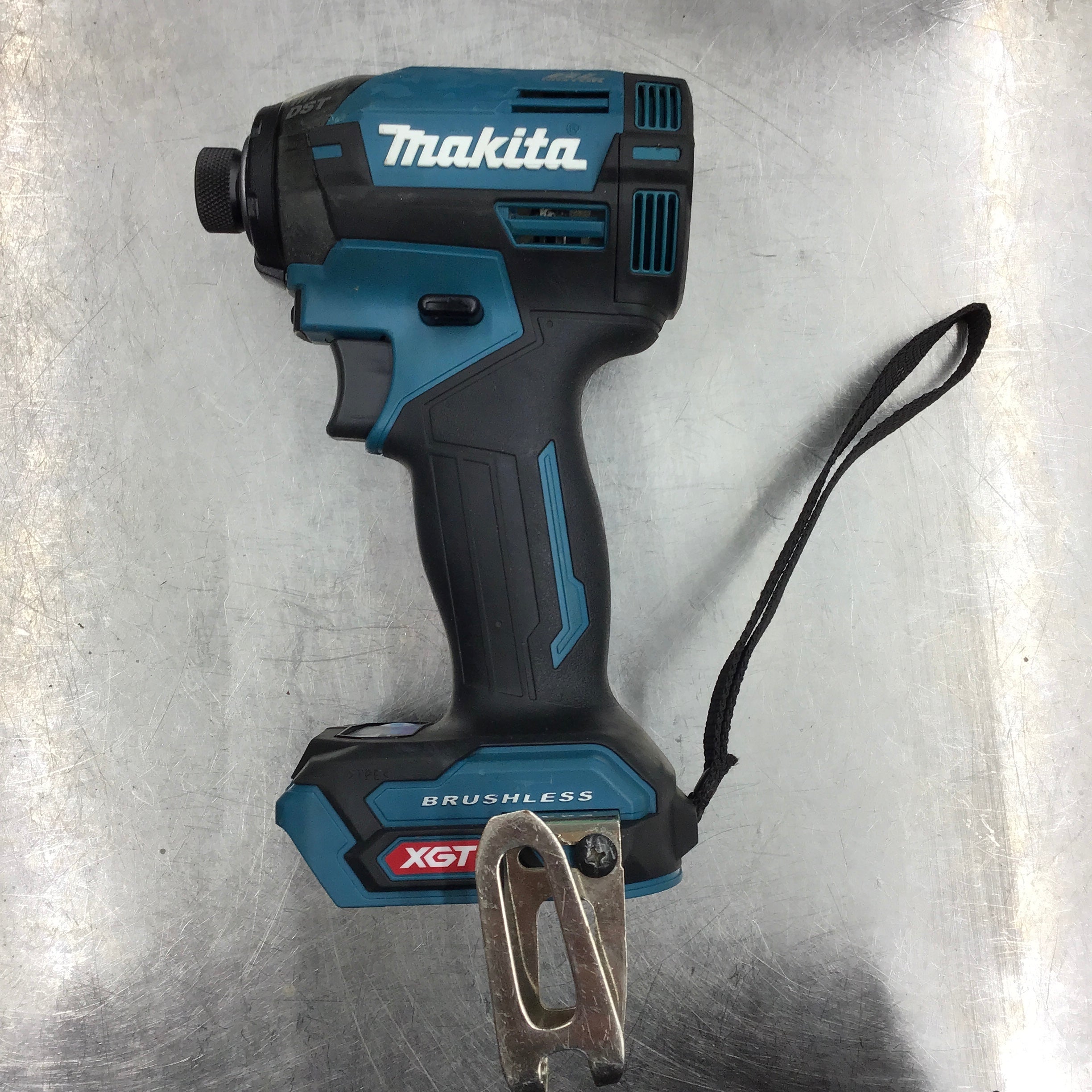 中古・ケース無し】☆マキタ(makita) コードレスインパクトドライバー