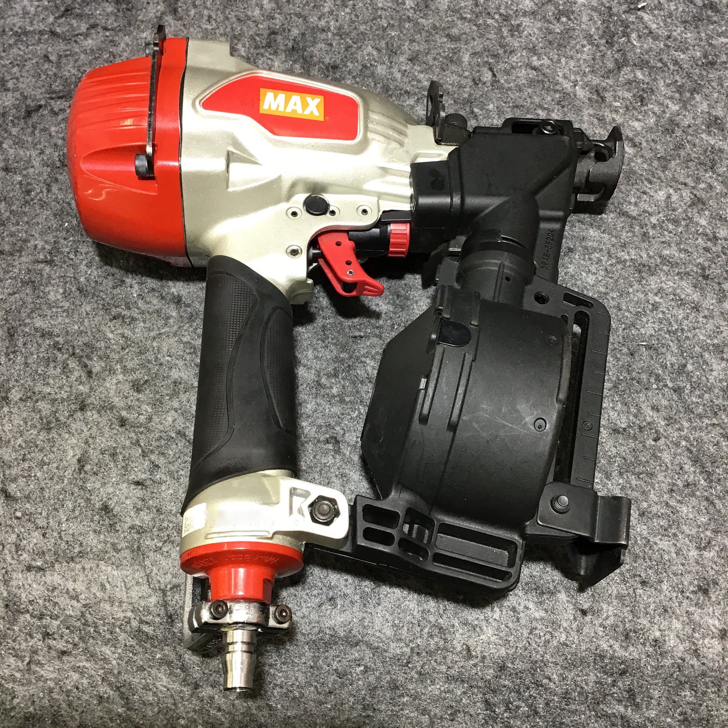 美品中古】 ☆マックス(MAX) 常圧エア釘打ち機 CN-545R 【桶川店