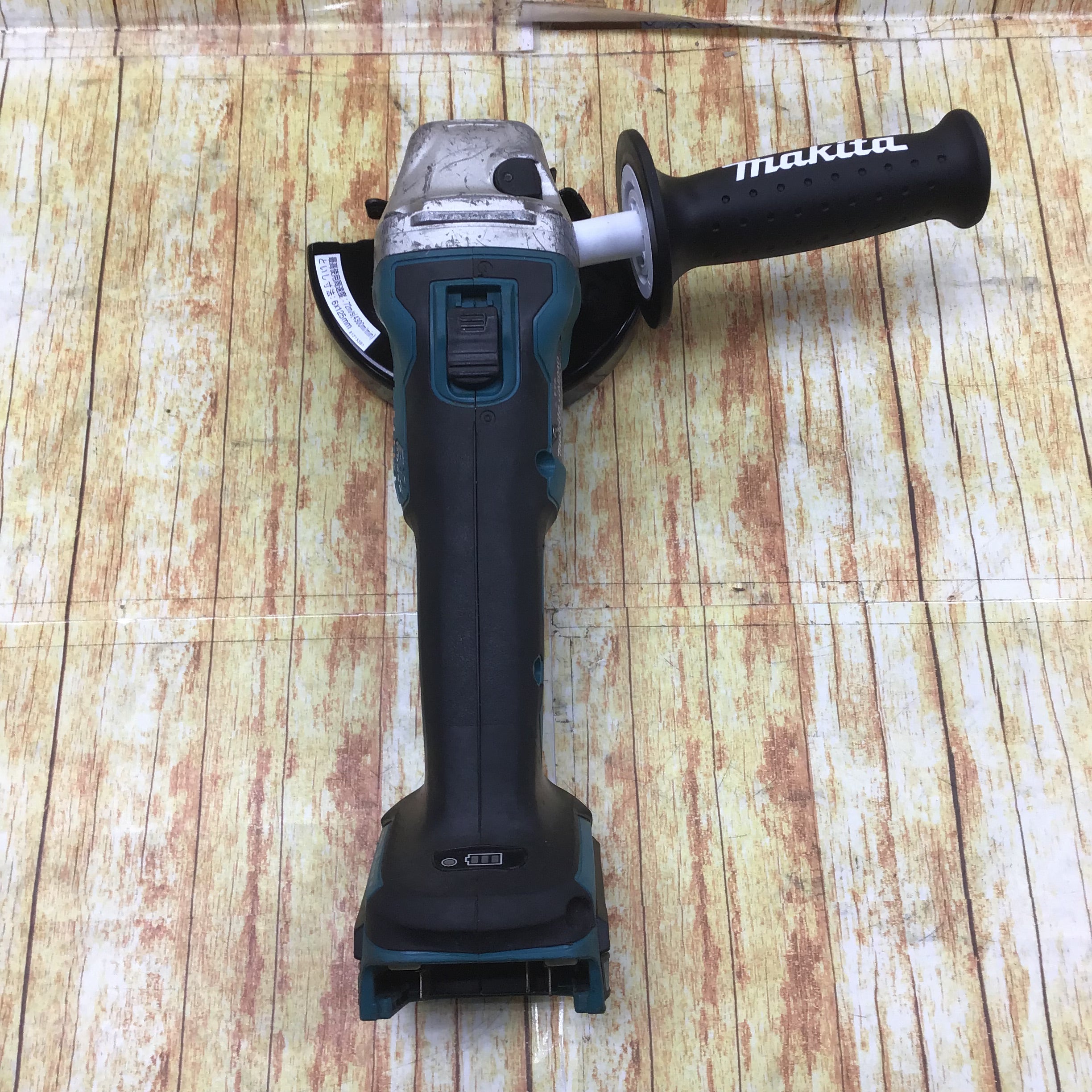 マキタ(makita) 125mmコードレスディスクグラインダ GA504DZN【川崎店