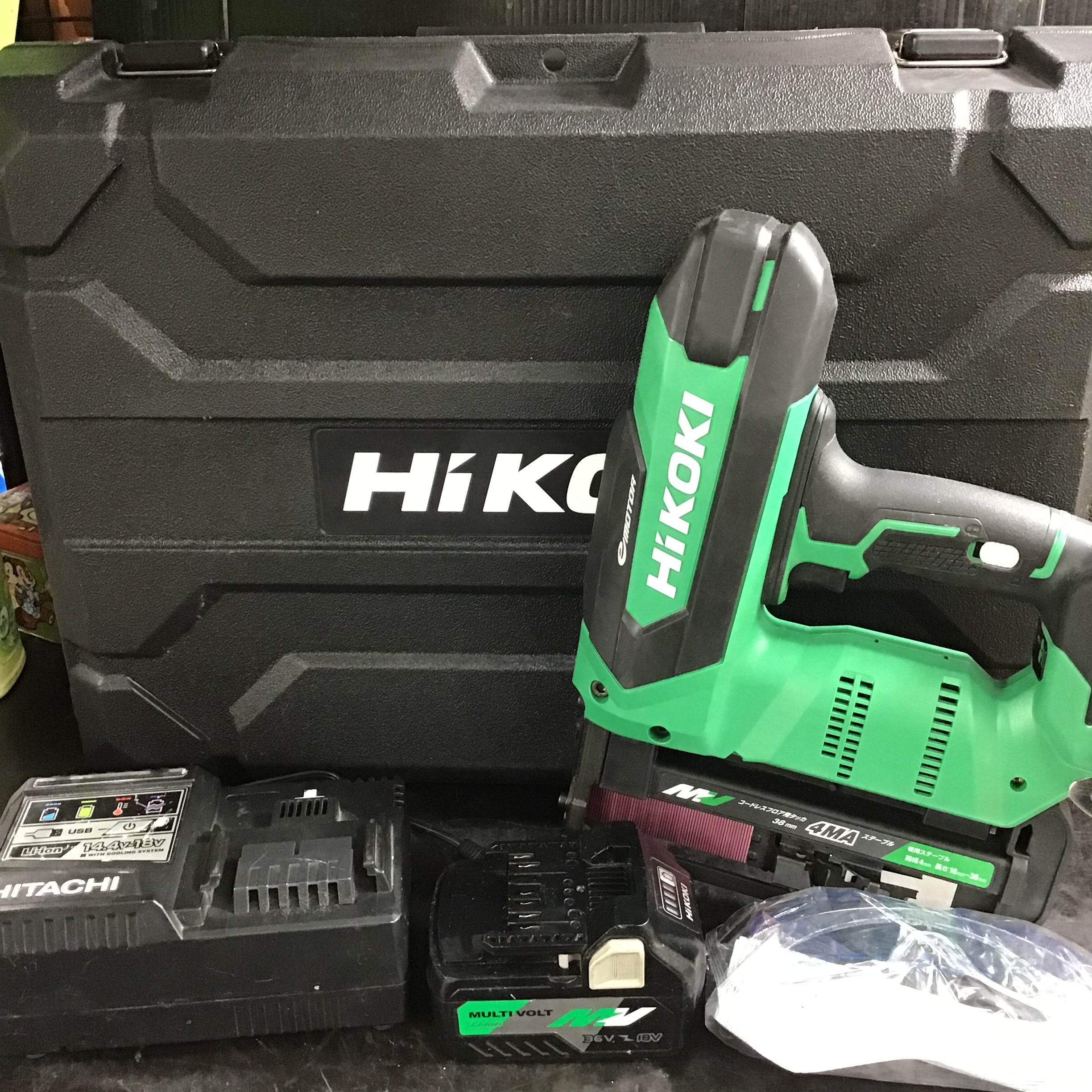 HiKOKI(ハイコーキ) N3604DM(XP) 充電式フロアタッカー 36V 蓄電池もう