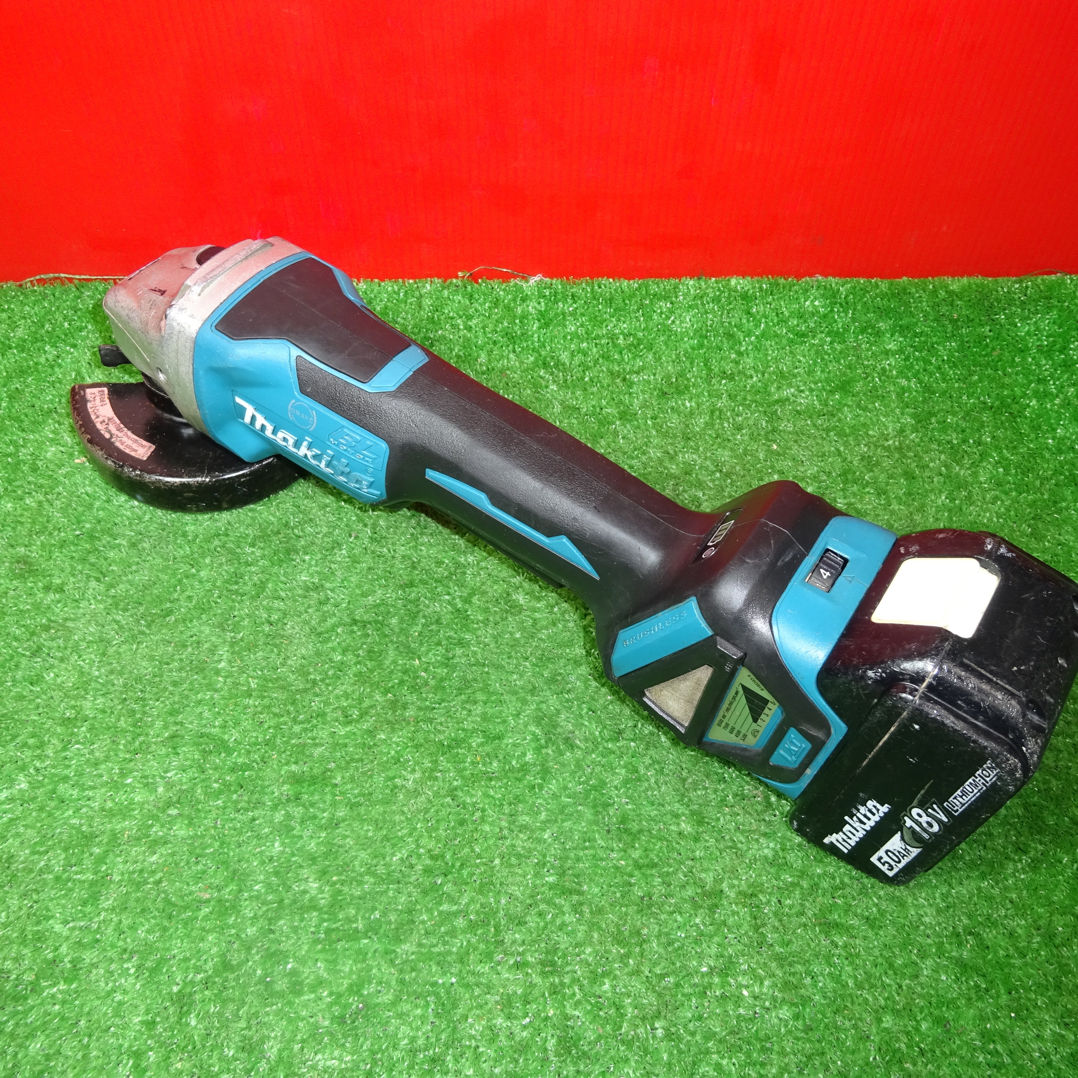 ☆マキタ(makita) 100mmコードレスディスクグラインダ GA418DZ【岩槻店