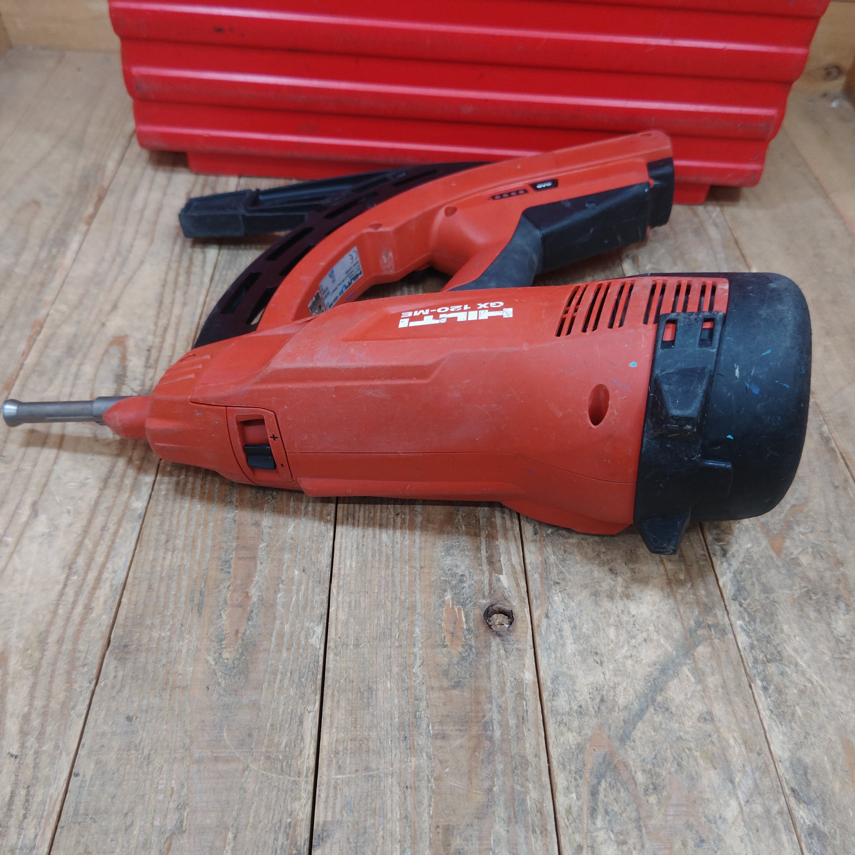 割引発見 HILTI GX120 ガス式鋲打機 工具/メンテナンス - en.casacol.co