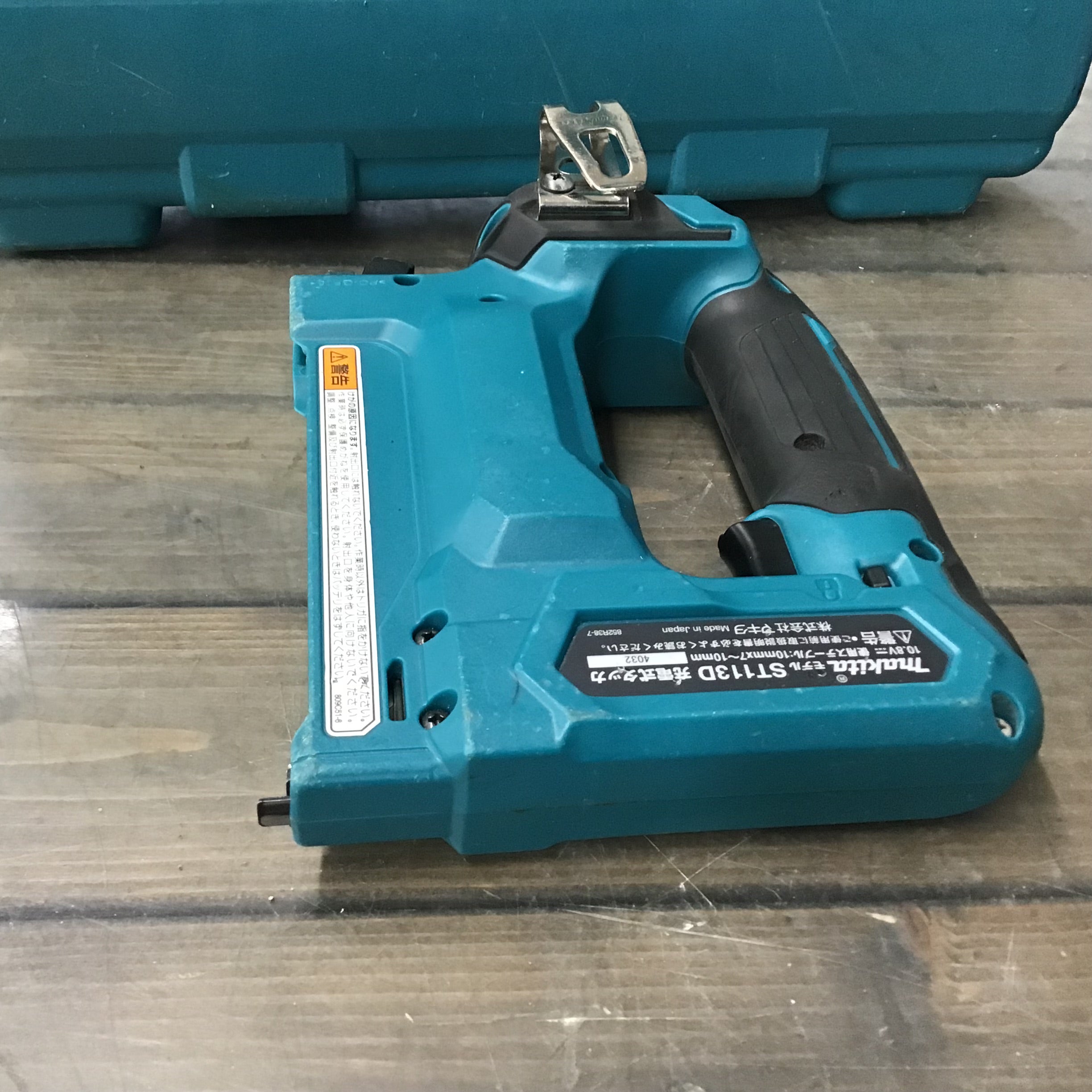 マキタ(Makita) 充電式タッカ ST113DSH-