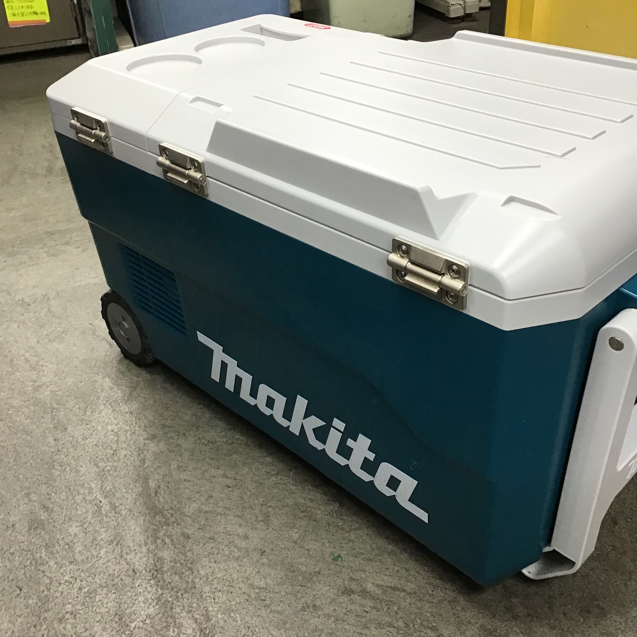 マキタ(makita) コードレス冷温庫 CW001GZ【川崎店】 | アクトツール