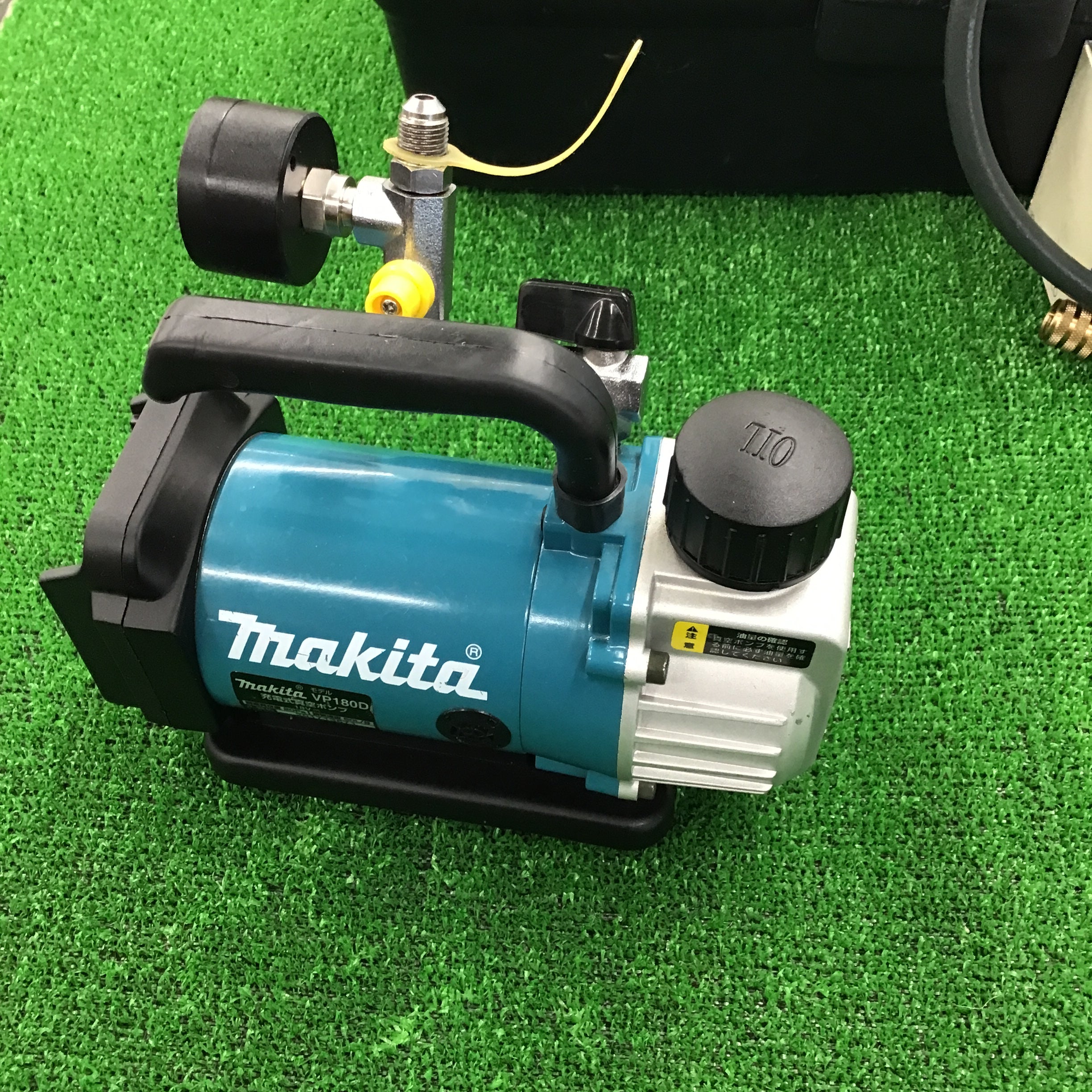 ☆マキタ(makita) コードレス真空ポンプ VP180DRG BL1860B1個、TA141DM