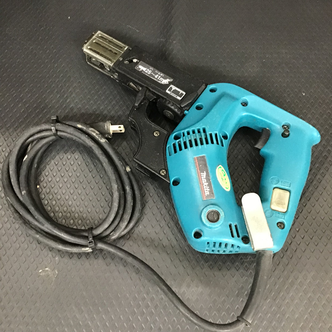 ☆マキタ/makita オートパックスクリュードライバー 6836【鴻巣店】