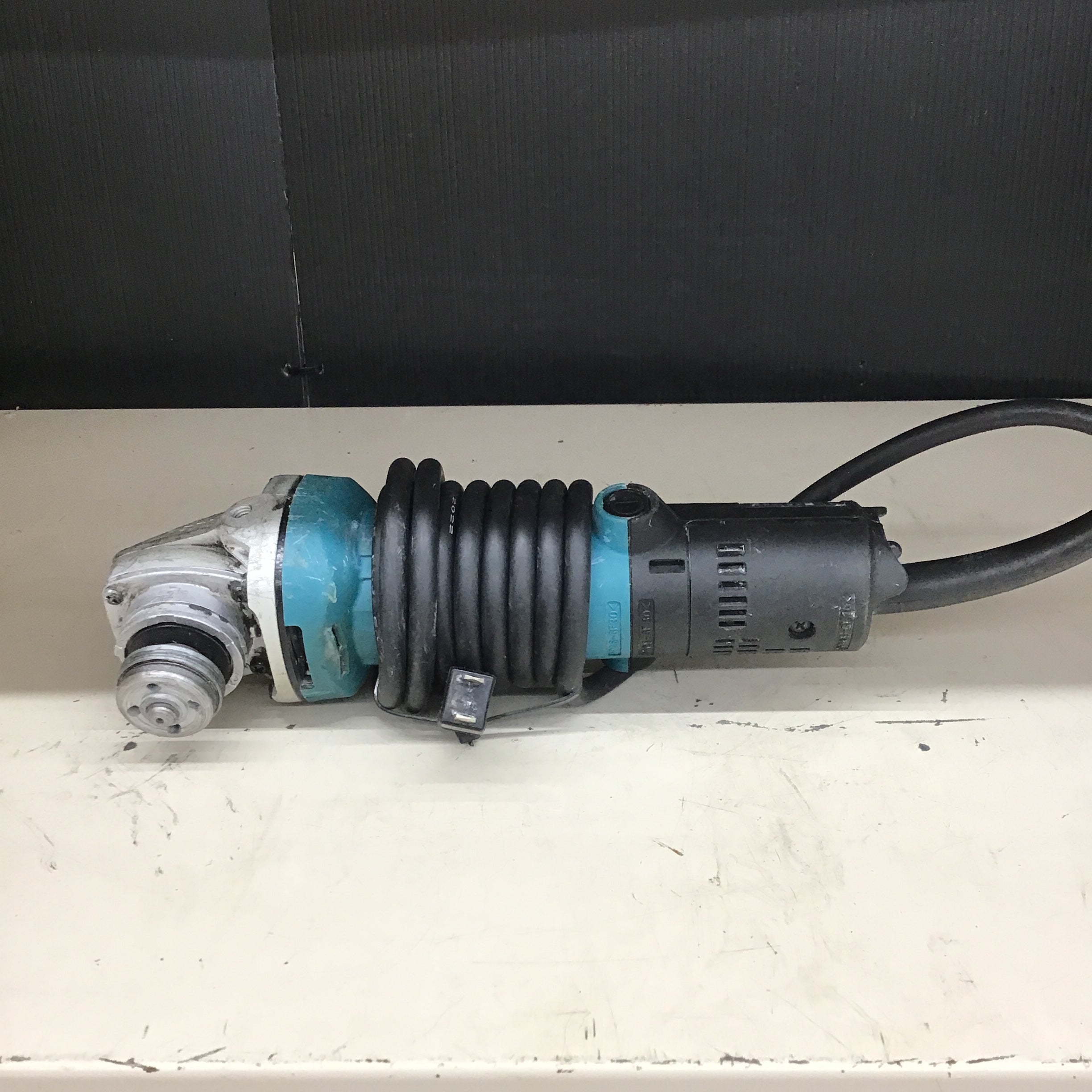 ☆マキタ(makita) 100mmディスクグラインダ 9533B【所沢店】 | アクト