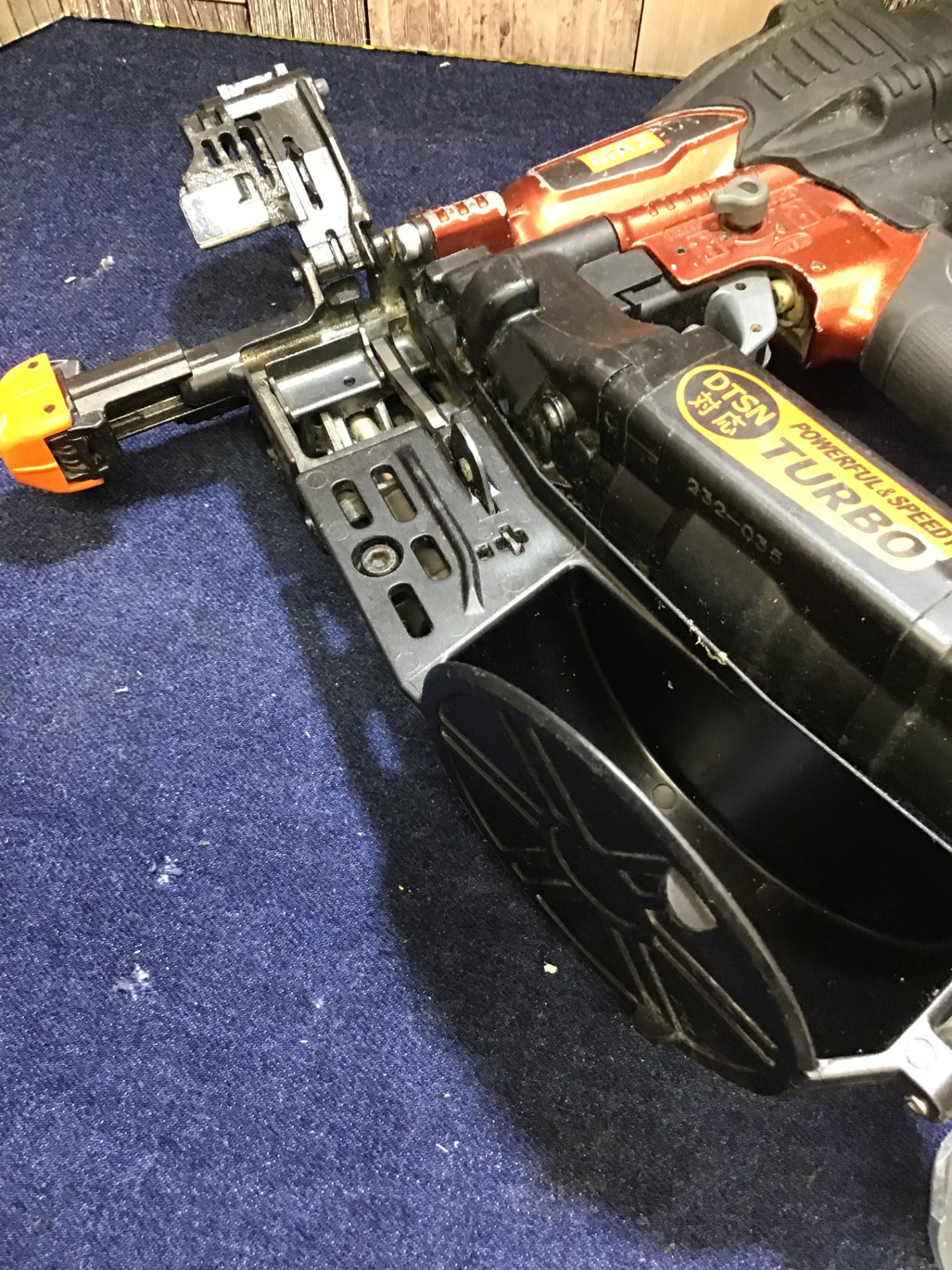 ☆マックス(MAX) 高圧エアネジ打ち機 HV-R41G4-R【八潮店】 – アクト