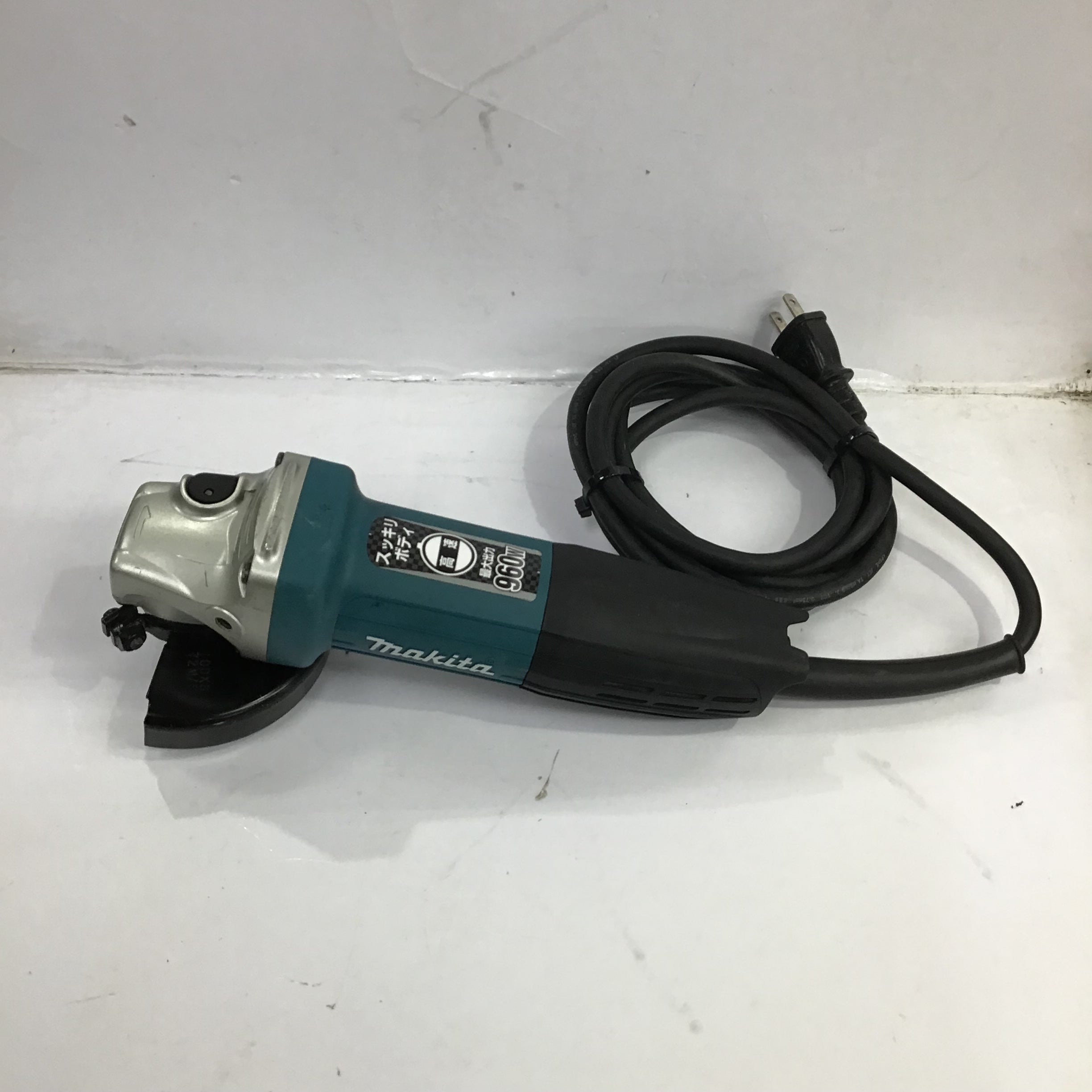 ☆マキタ(makita) 100mmディスクグラインダー GA4031【町田店