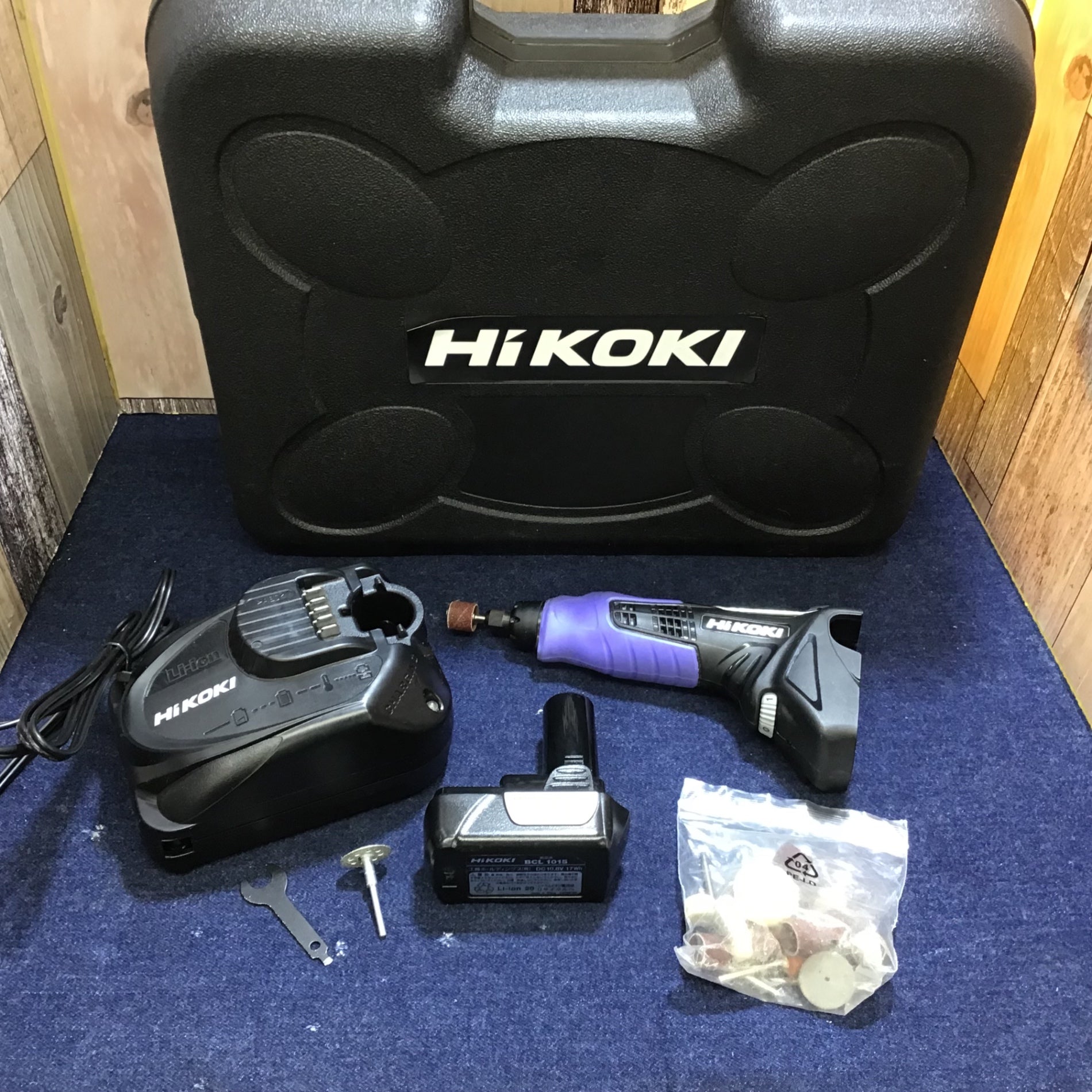 ○HiKOKI(旧日立工機) コードレスミニグラインダ FGP10DL(LCSK)【八潮