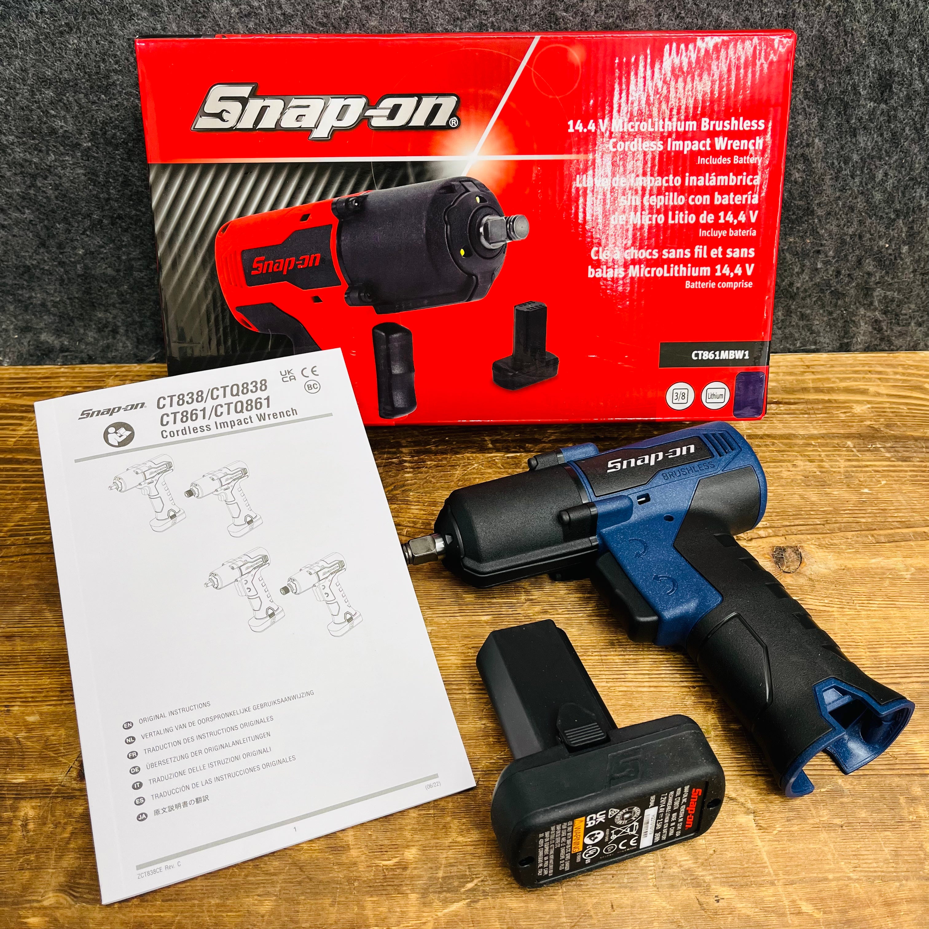 Snap-on 14.4V電動インパクト 3 8 - 工具