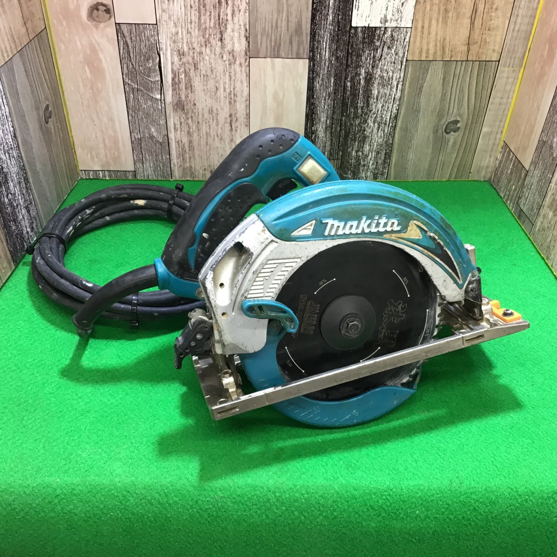 動作確認済み☆マキタ(makita) 防じん丸のこ KS5205FX アクトツール 