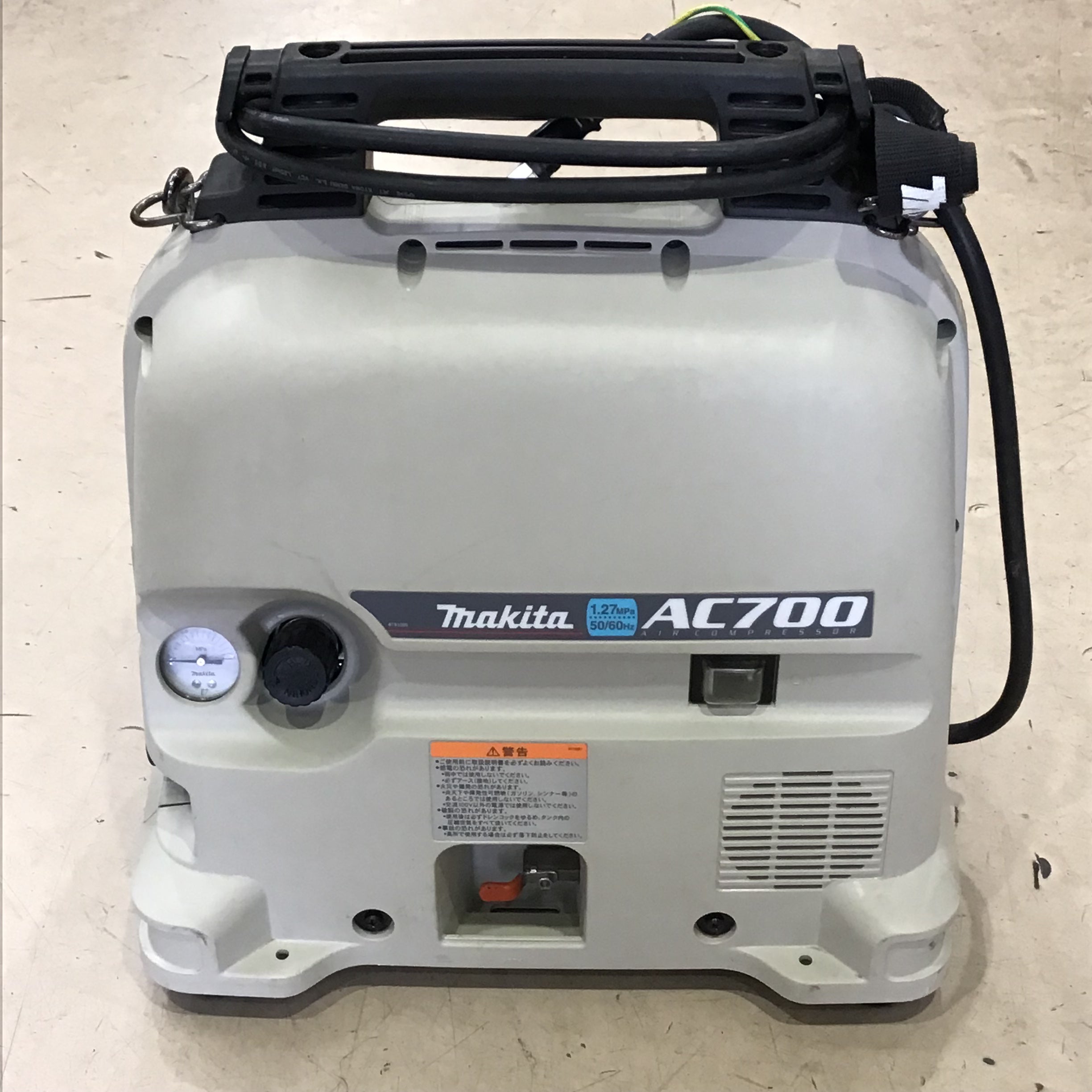 ☆マキタ(makita) エアコンプレッサー AC700【町田店】 | アクトツール