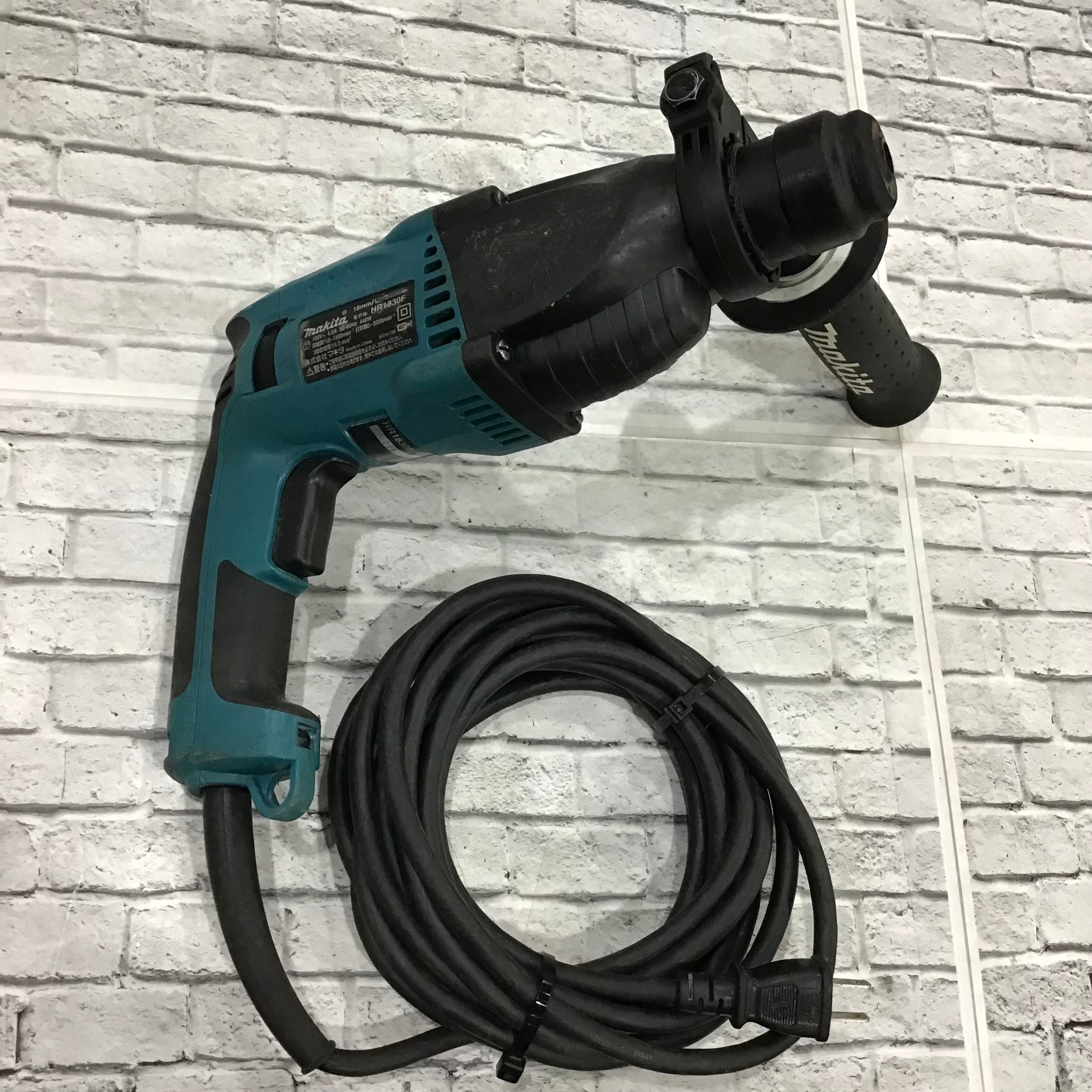 ★マキタ(makita) ハンマドリル HR1830F【川口店】