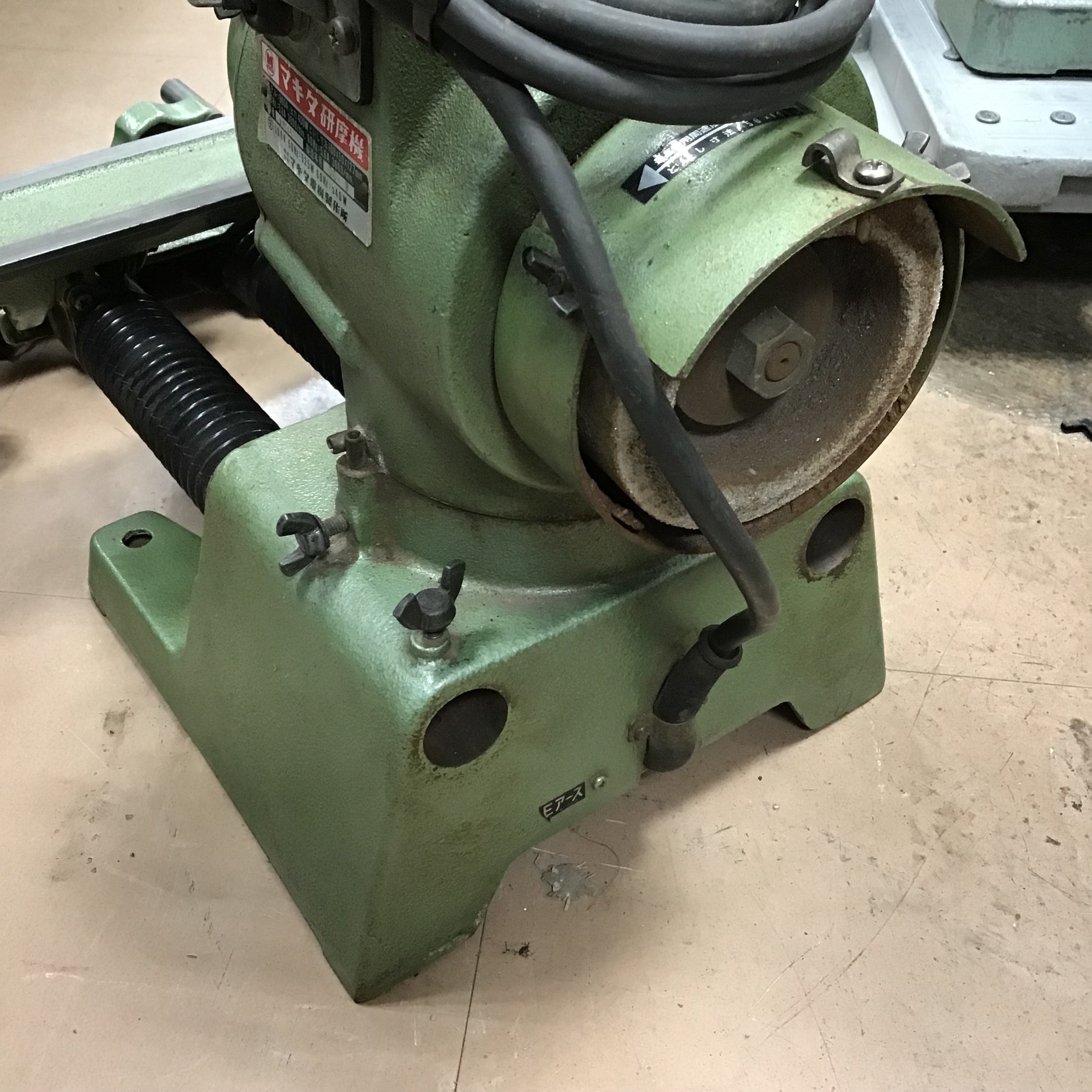 つりきち マキタ makita 研摩機 9804 グラインダー 電動工具 刃物研磨