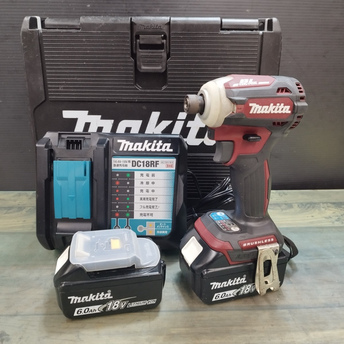 マキタ makita 18V コードレス インパクトドライバー TD171DGXAR 充電式 【東大和店】